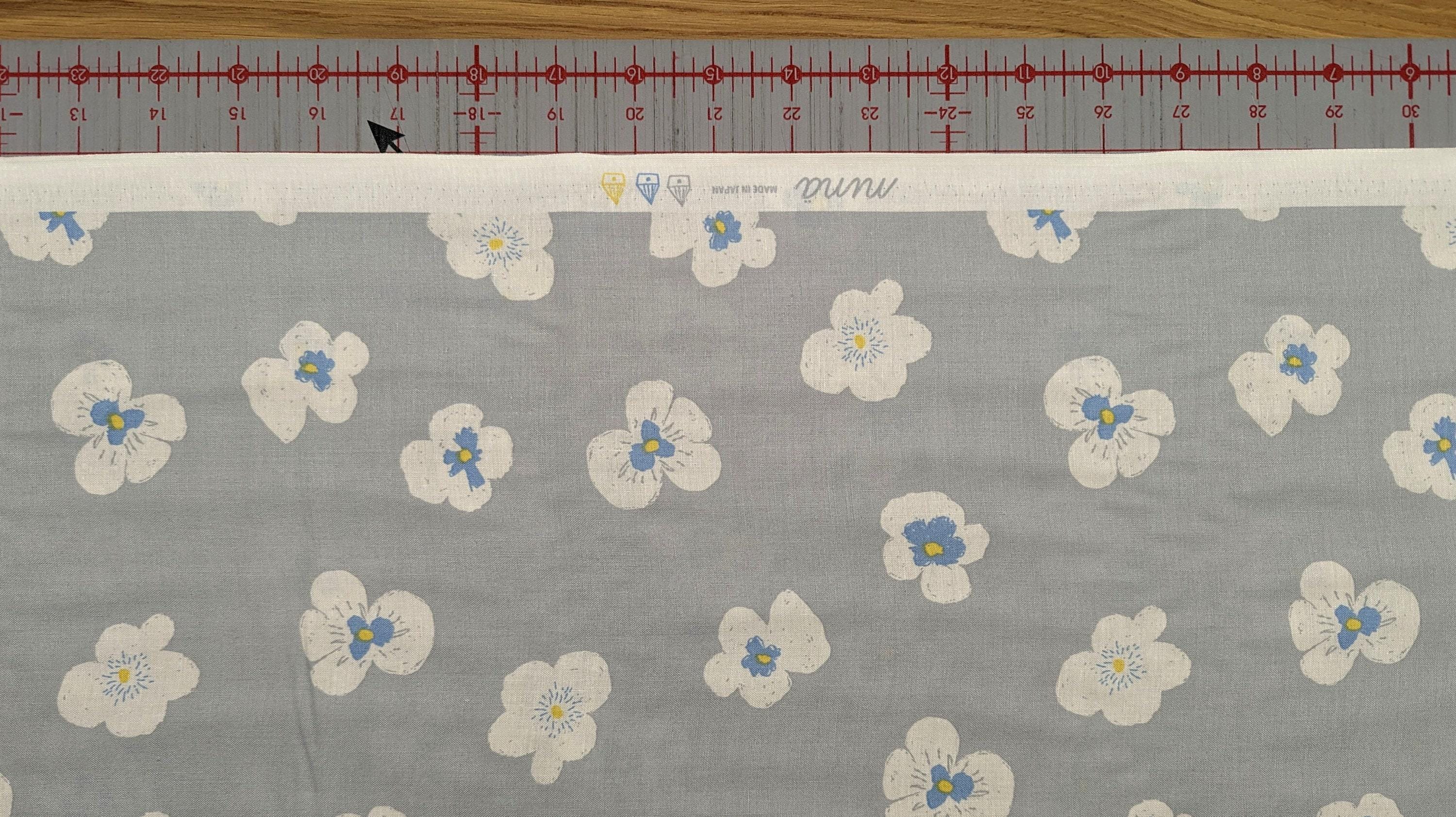 Koizumi - Blooming Pansies Cotton - Gray