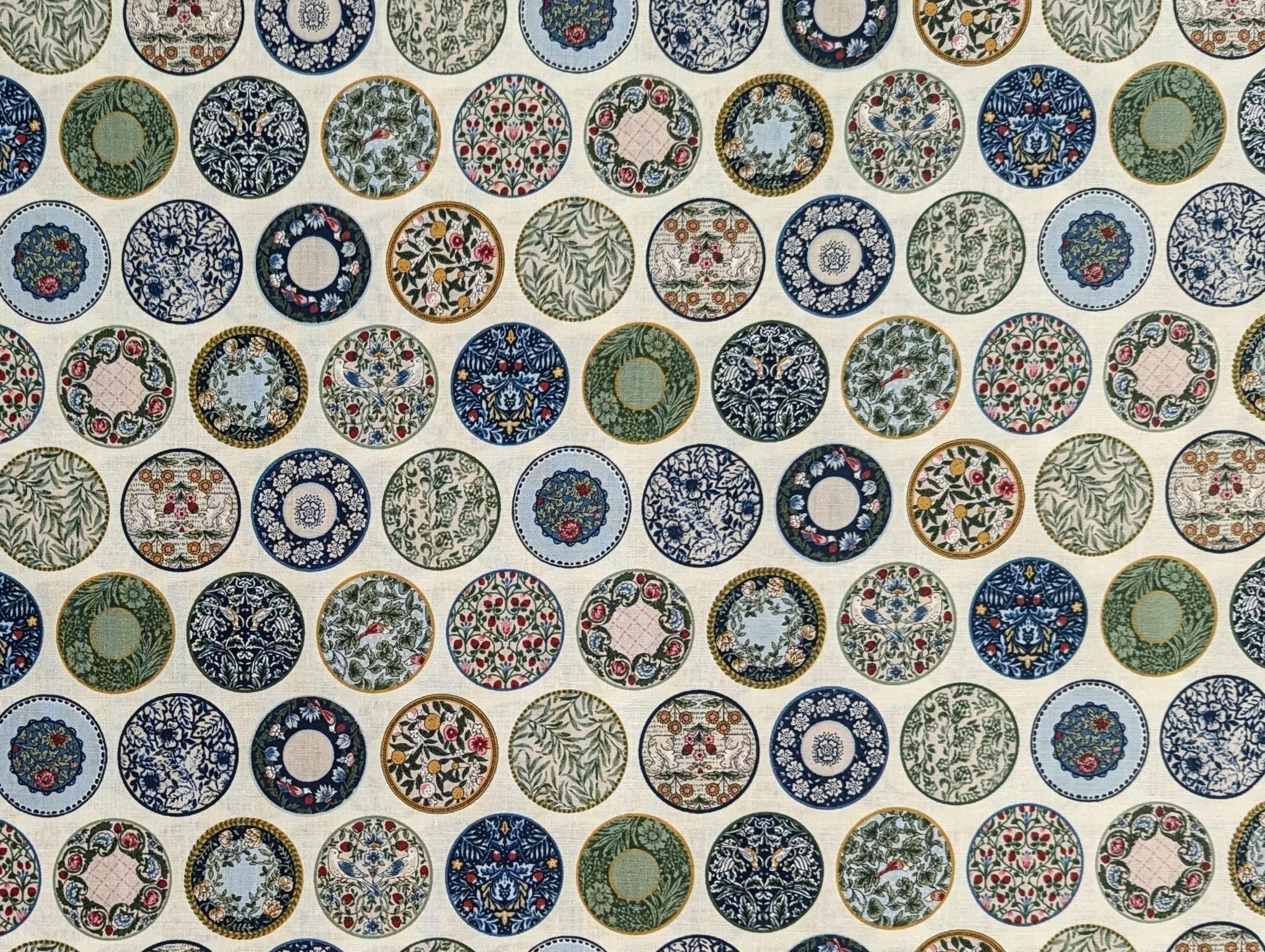 Senyo - Art Nouveau Plates Cotton Fabric - White