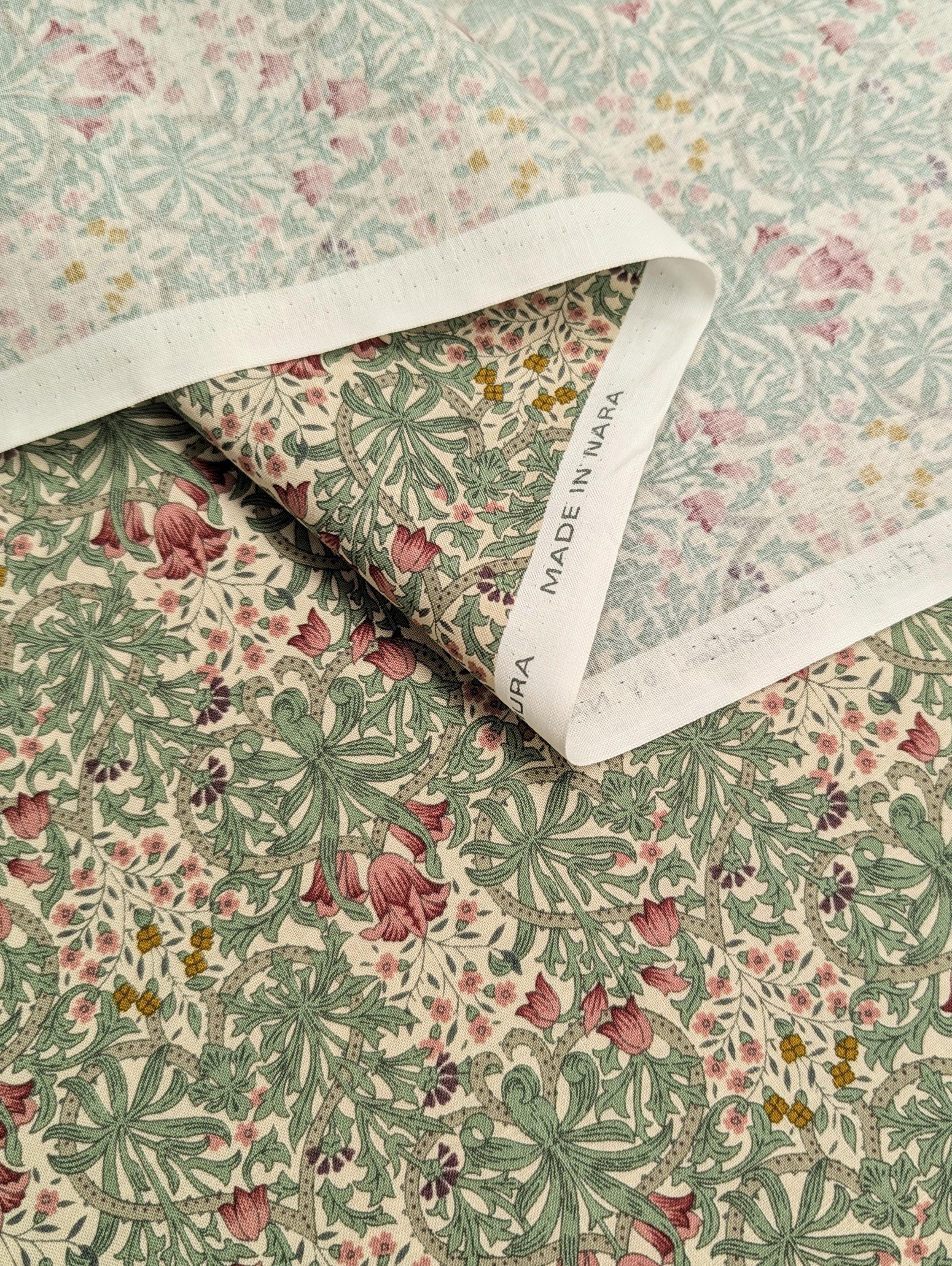 Tulips and Filigree Country Floral Japanese cotton sheeting fabric 88-0845-3B light tint