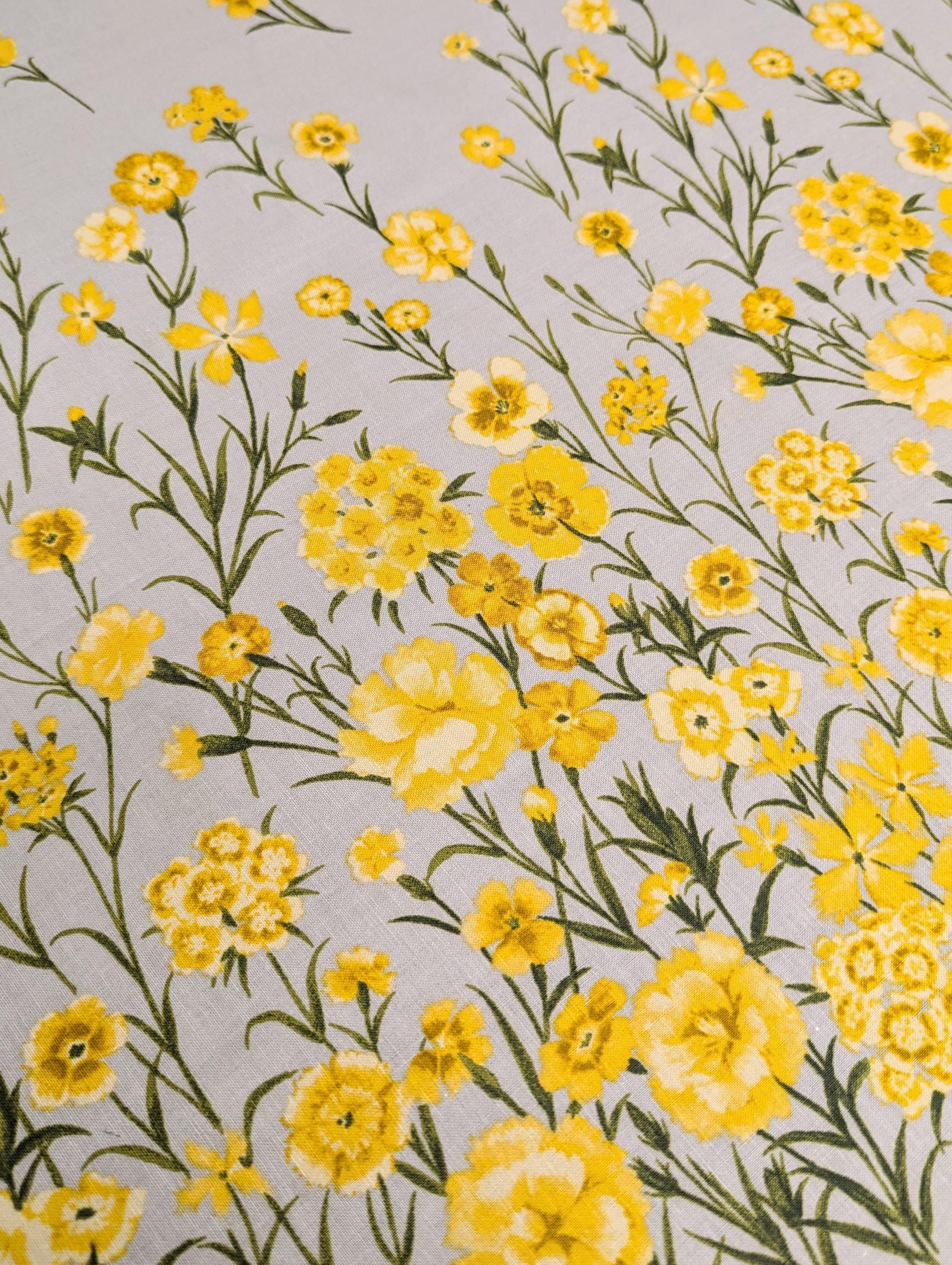 Koizumi - Summer Meadows Panel Momen-T Cotton/Linen Fabric - Light Blue