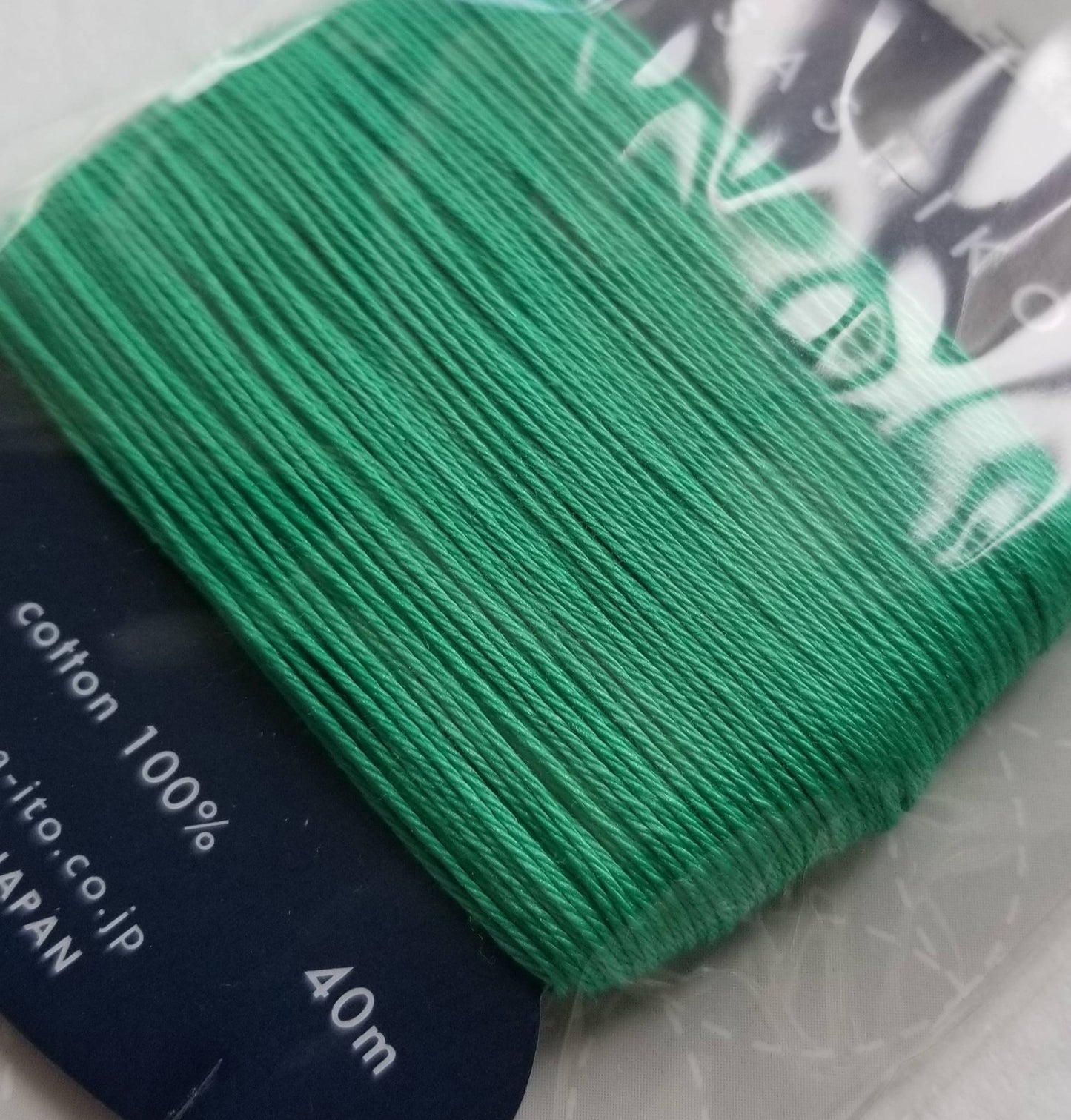 Daruma #207 EMERALD Japanese Cotton SASHIKO thread 40 meter skein 20/4 エメラルド green