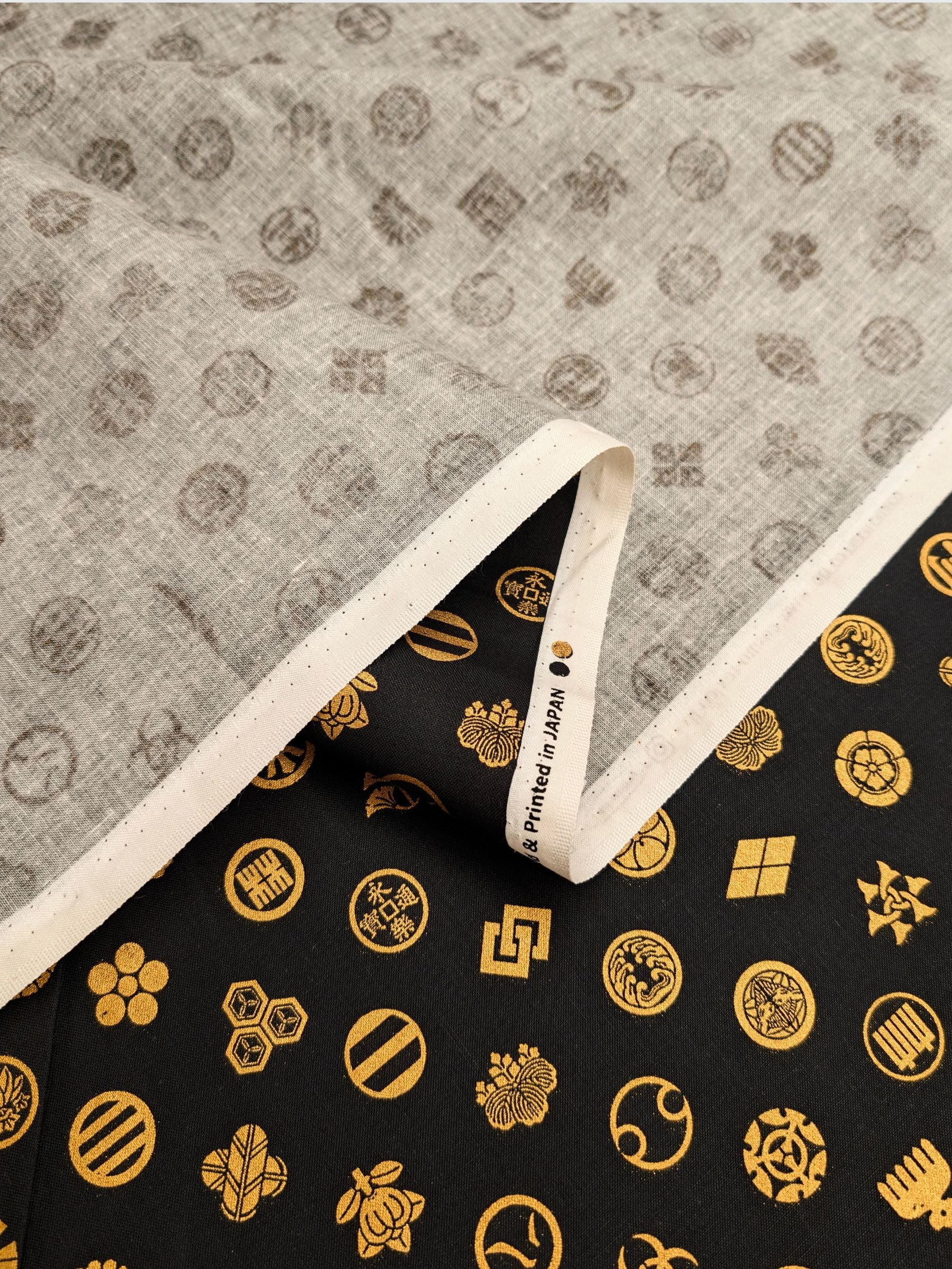 Cosmo - Golden Japanese Crests Cotton Sheeting Fabric - Black & Gold
