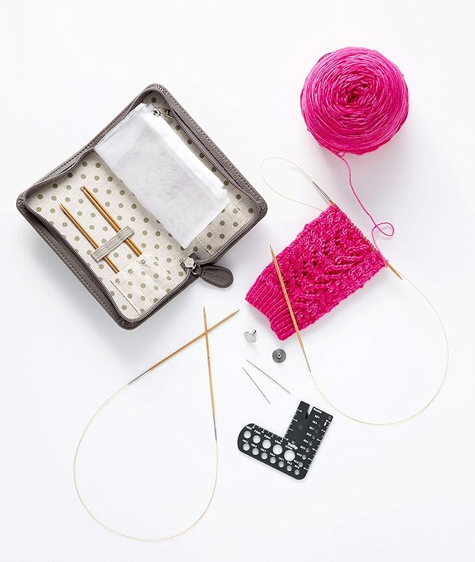 Tulip - Knitting Needle Gauge with Built-in Yarn Cutter - Gray