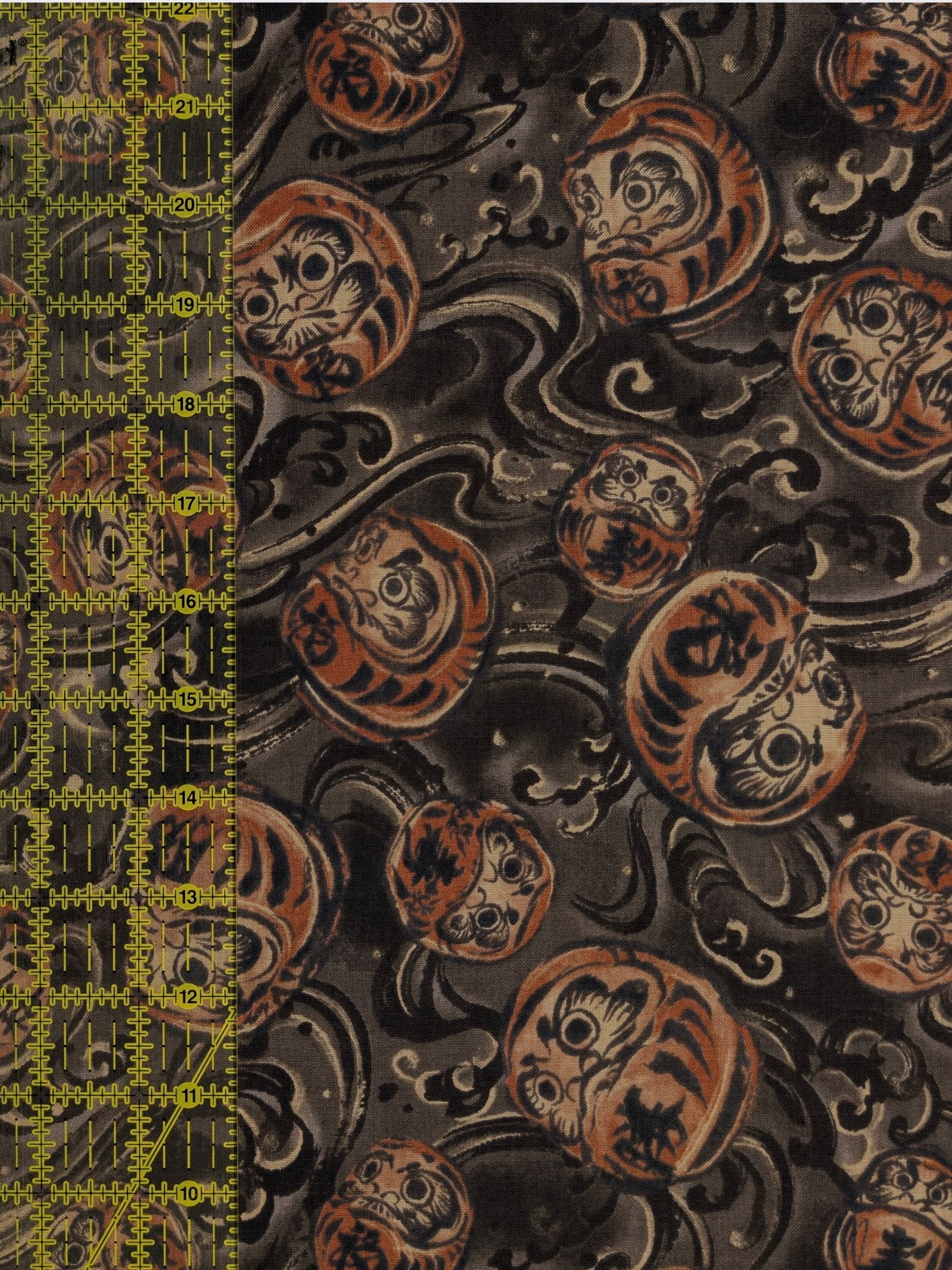 Quilt Gate - Brushed Daruma & Waves Cotton Sheeting Fabric - Gray