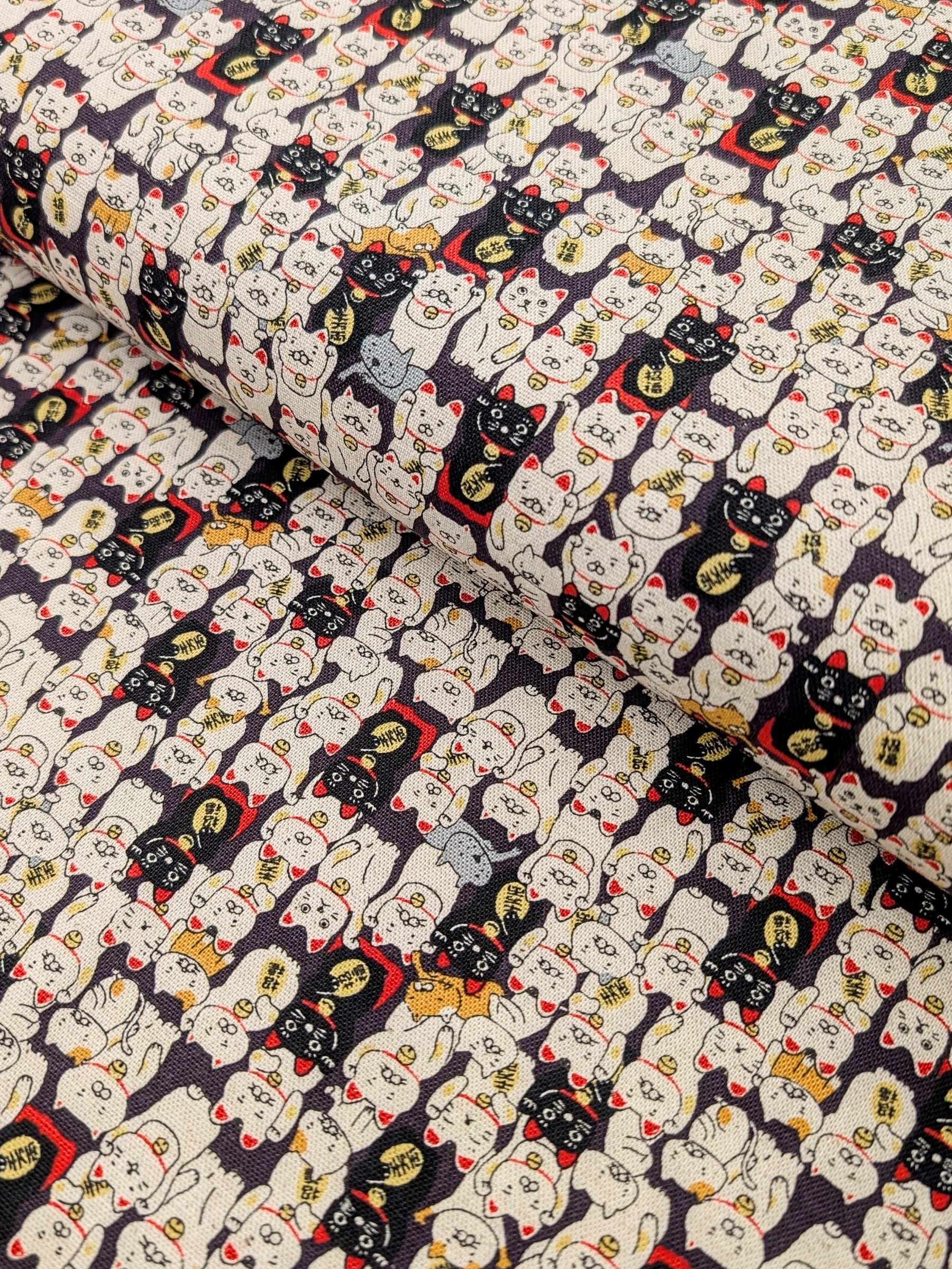 Kobayashi - Little Lucky Cats Cotton/Linen Light Canvas Fabric - Purple