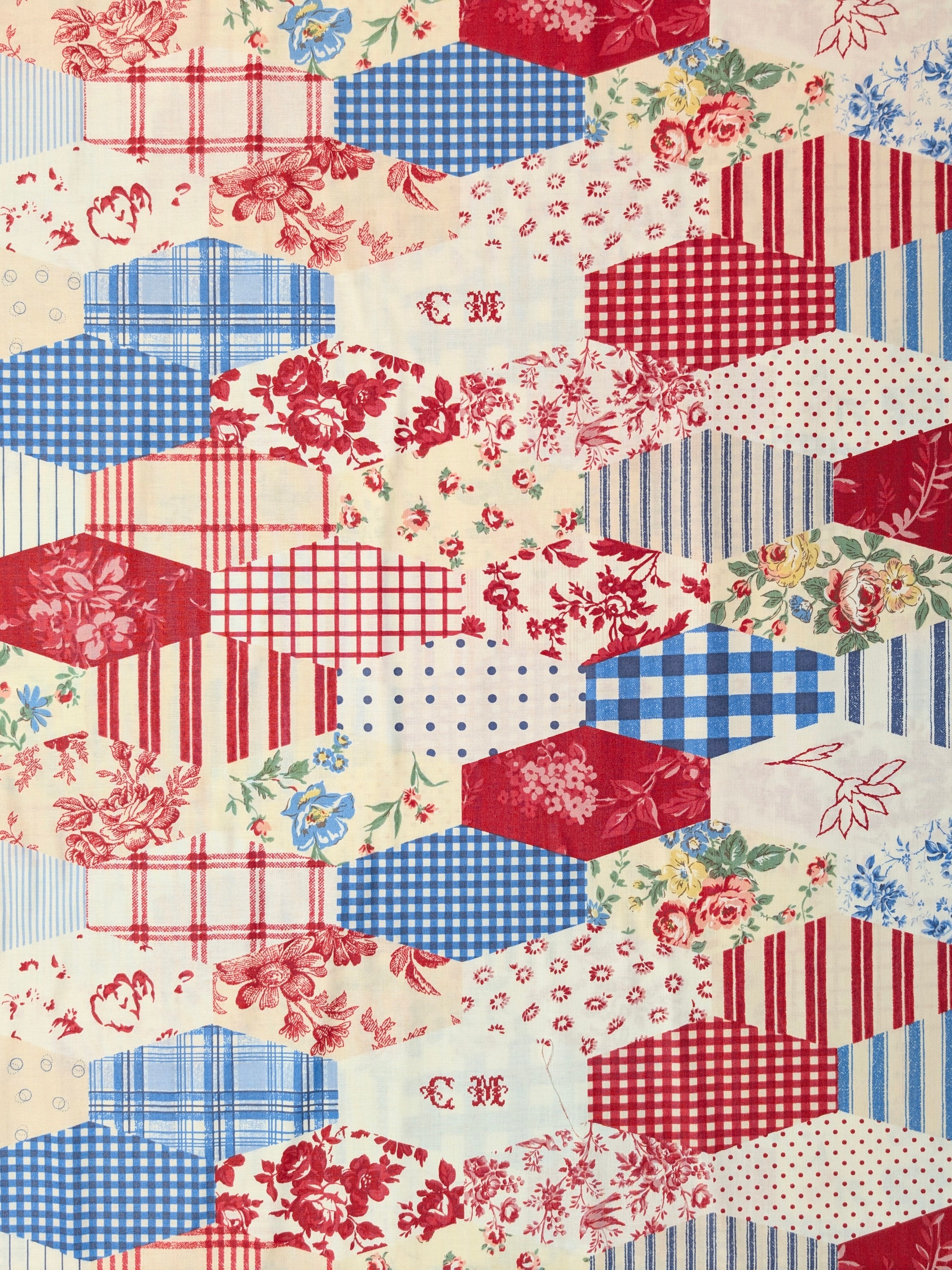 Yuwa - Patchwork Quilt Printed Cotton Fabric - Red, White & Blue