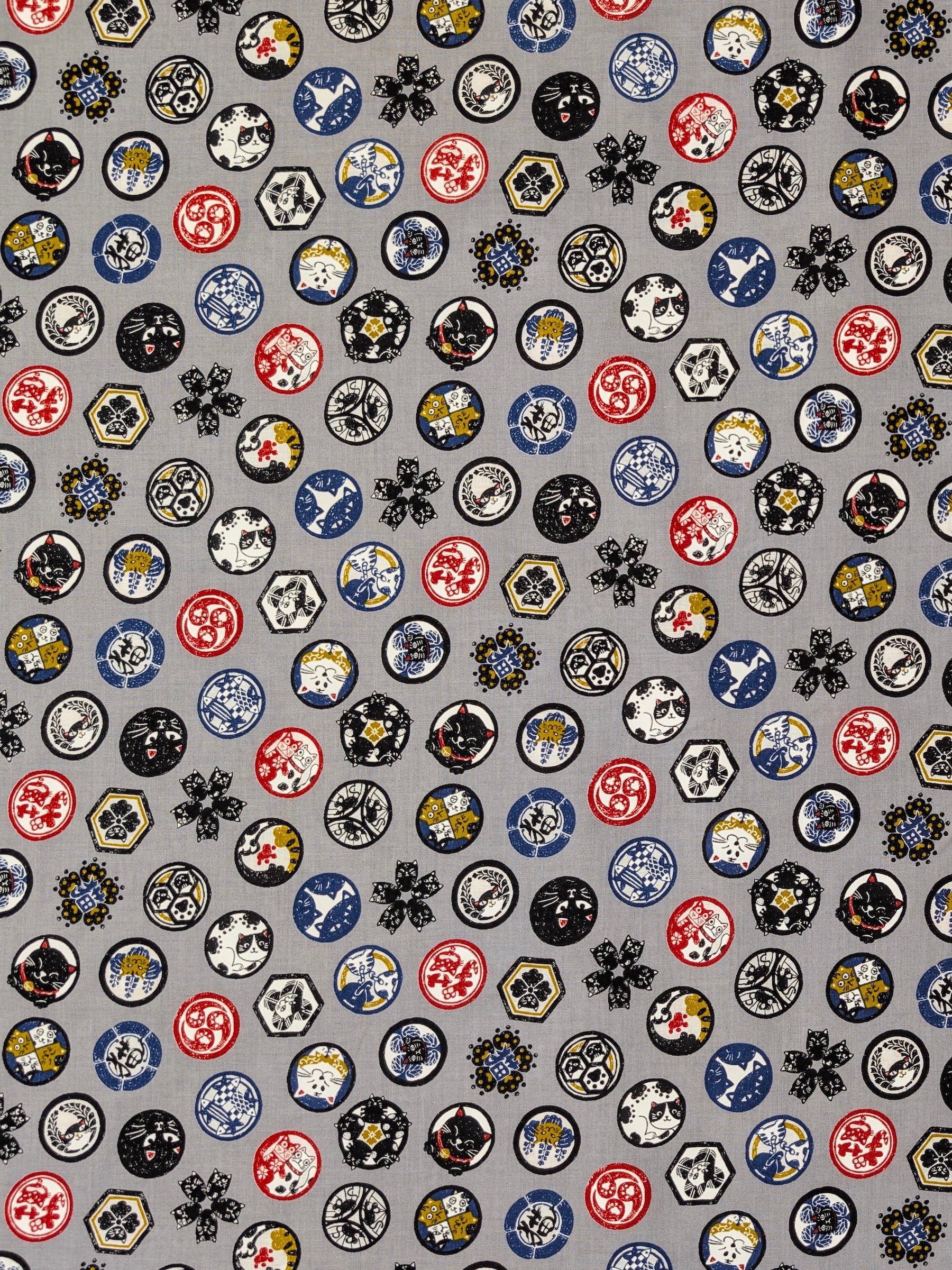 CoCo - Cat Crests Cotton Sheeting Fabric - Gray