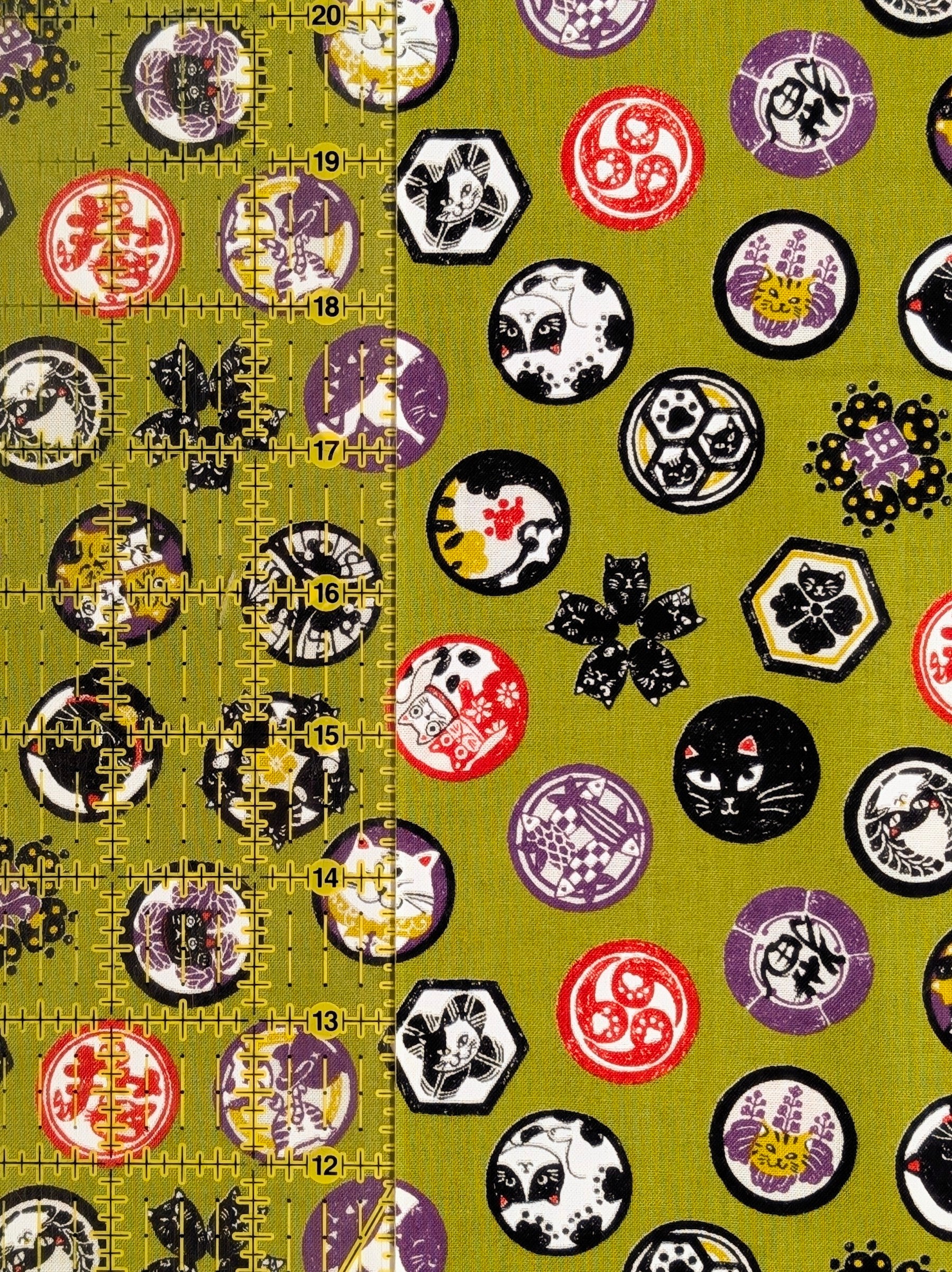 CoCo - Cat Crests Cotton Sheeting Fabric - Green