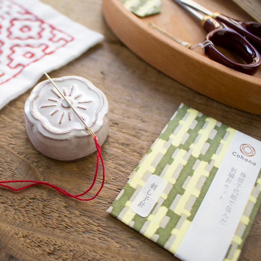 Cohana - Sashiko Needles in Haibara Chiyogami Pack - Assorted Sizes