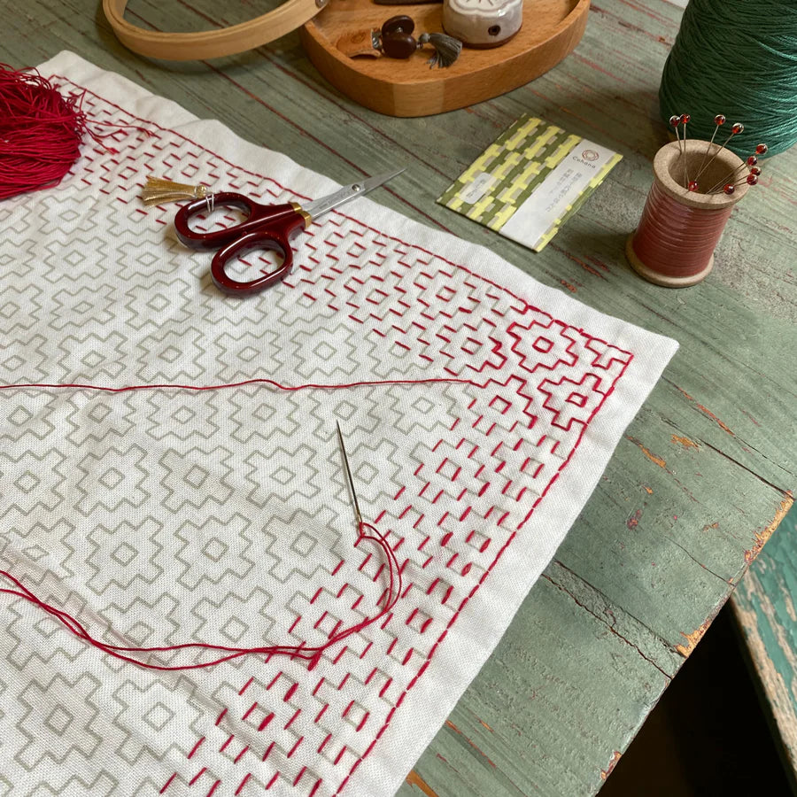 Cohana - Sashiko Needles in Haibara Chiyogami Pack - Assorted Sizes