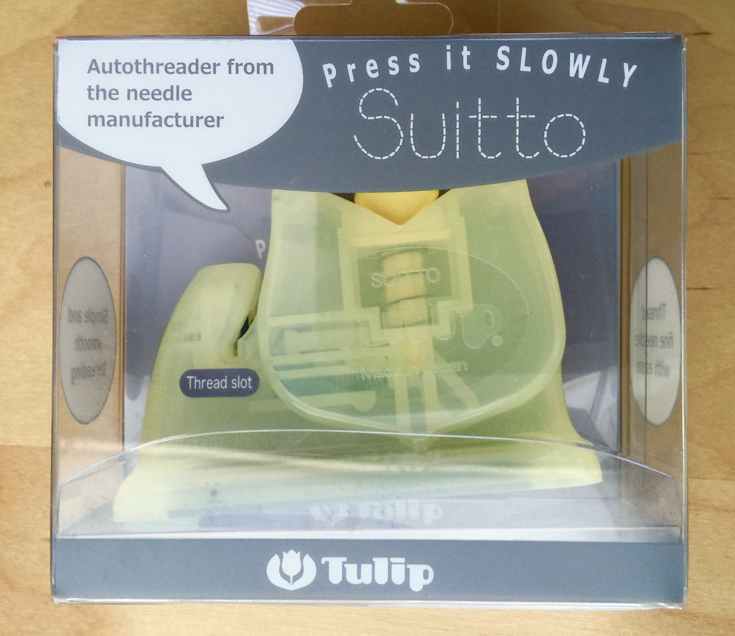 Tulip - Suitto Needle Threader Press it Slowly - Red or Yellow