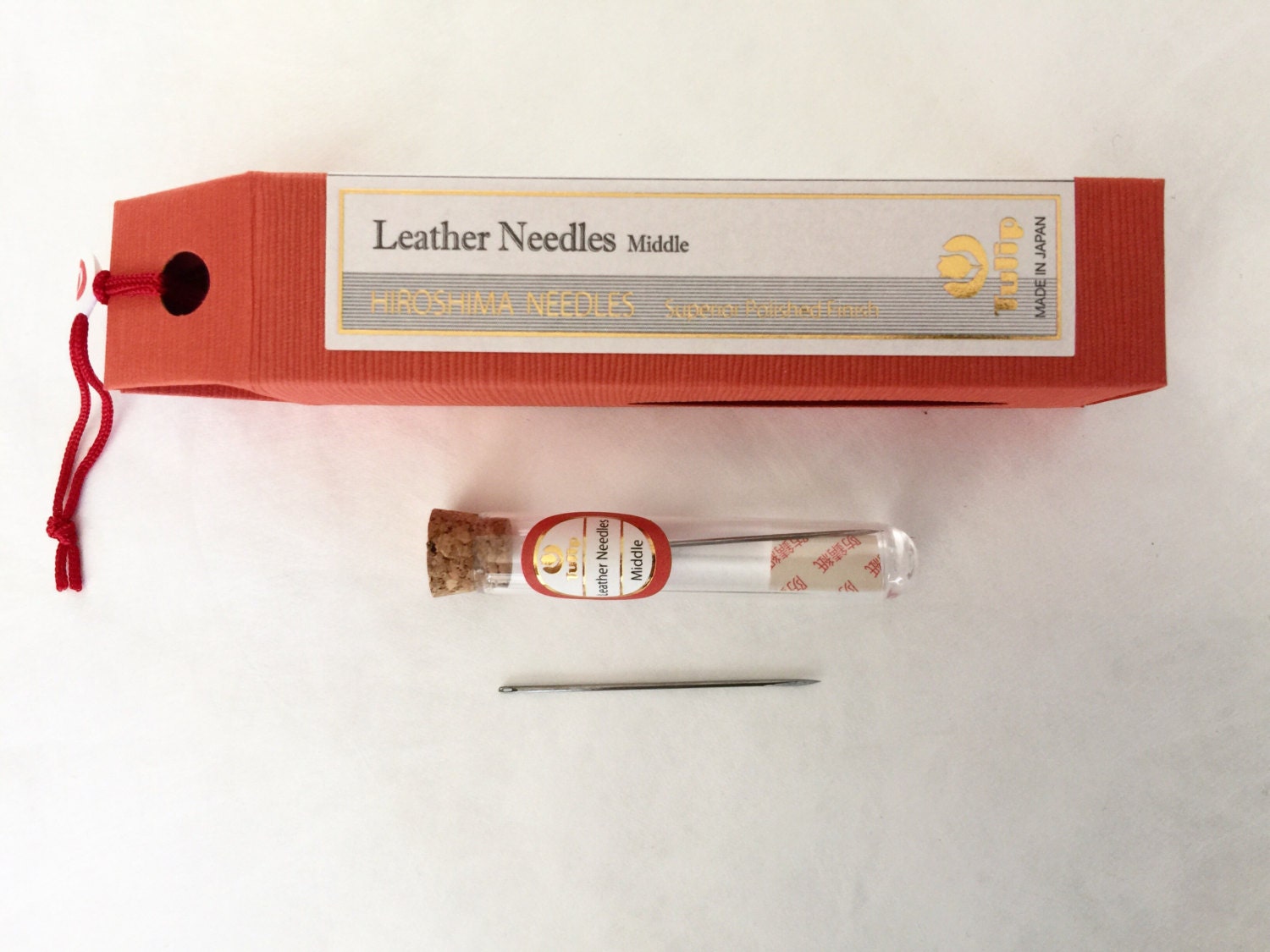 Tulip - Leather Hand Sewing Needles - Medium/Middle