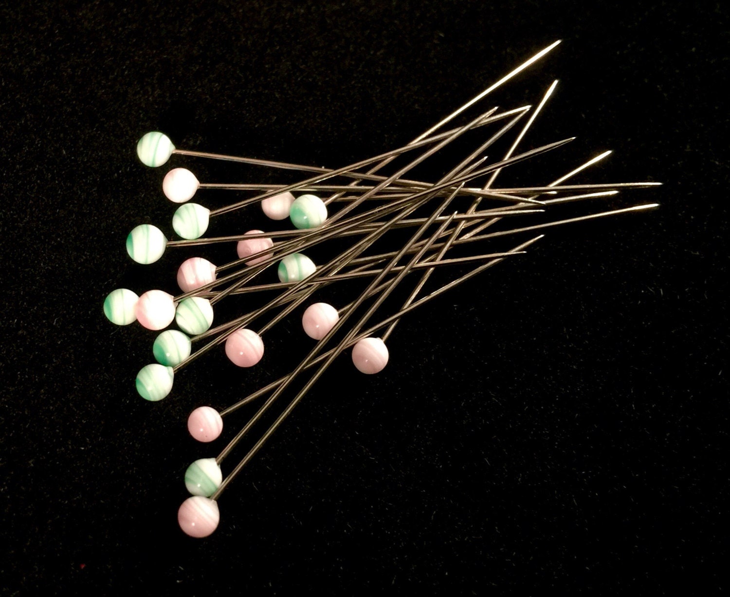 Tulip - Glass-Head Pins Sakura