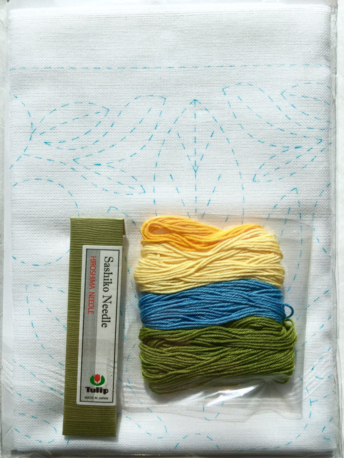 Tulip - World Hawaii "Plumeria" Sashiko Sampler Kit