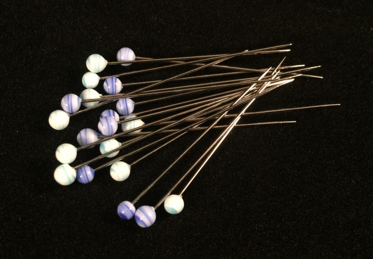 Tulip - Glass-Head Pins Aosora