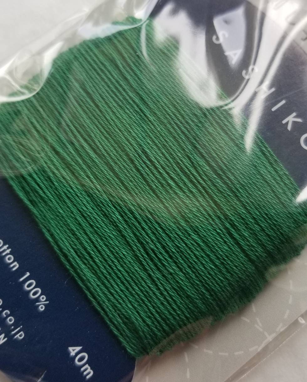 Daruma #208 BAMBOO GREEN Japanese Cotton SASHIKO thread 40 meter card 20/4