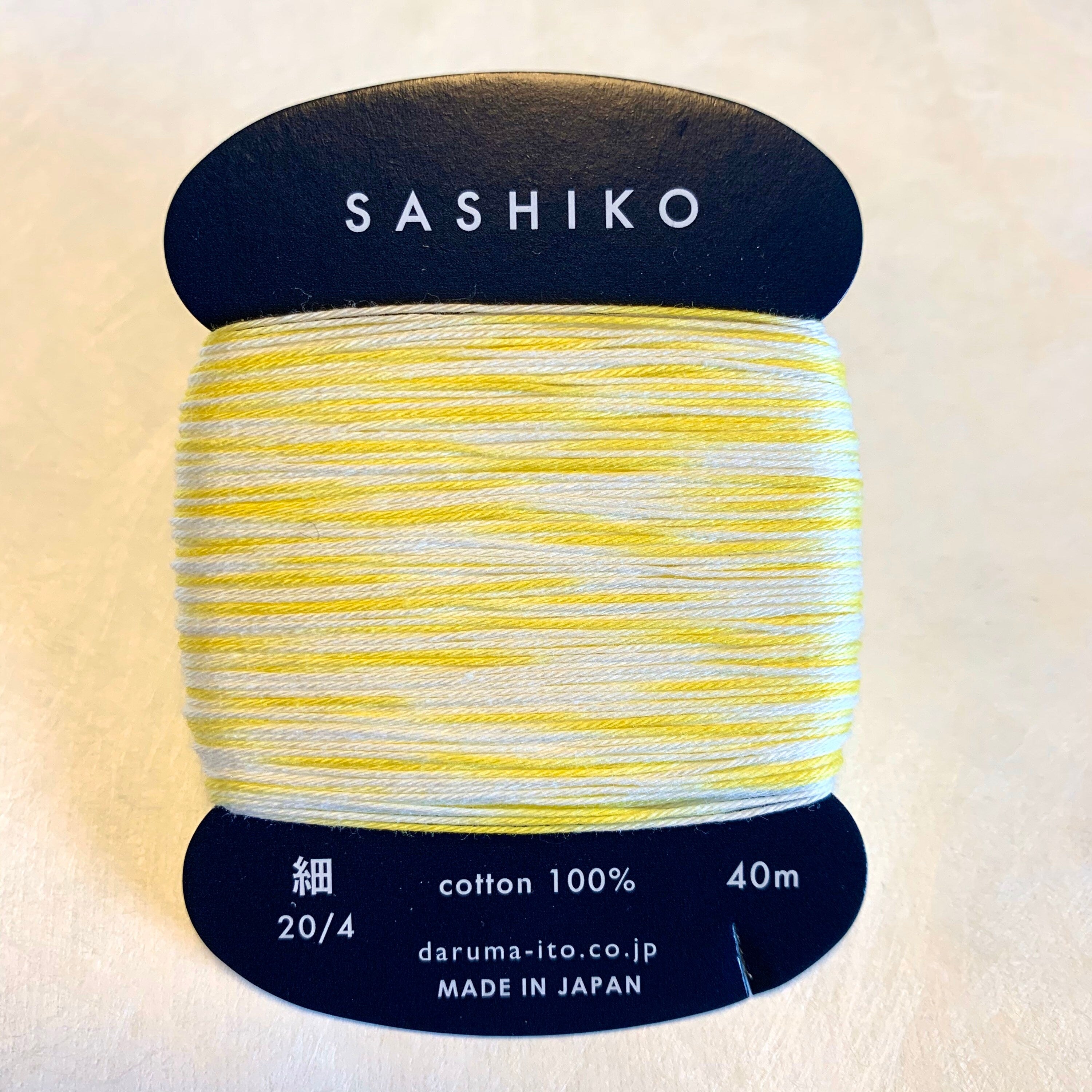 Daruma - Cotton Sashiko Thread 40m Card 20/4 - #303 Variegated Sunshine Yellow and Daisy White
