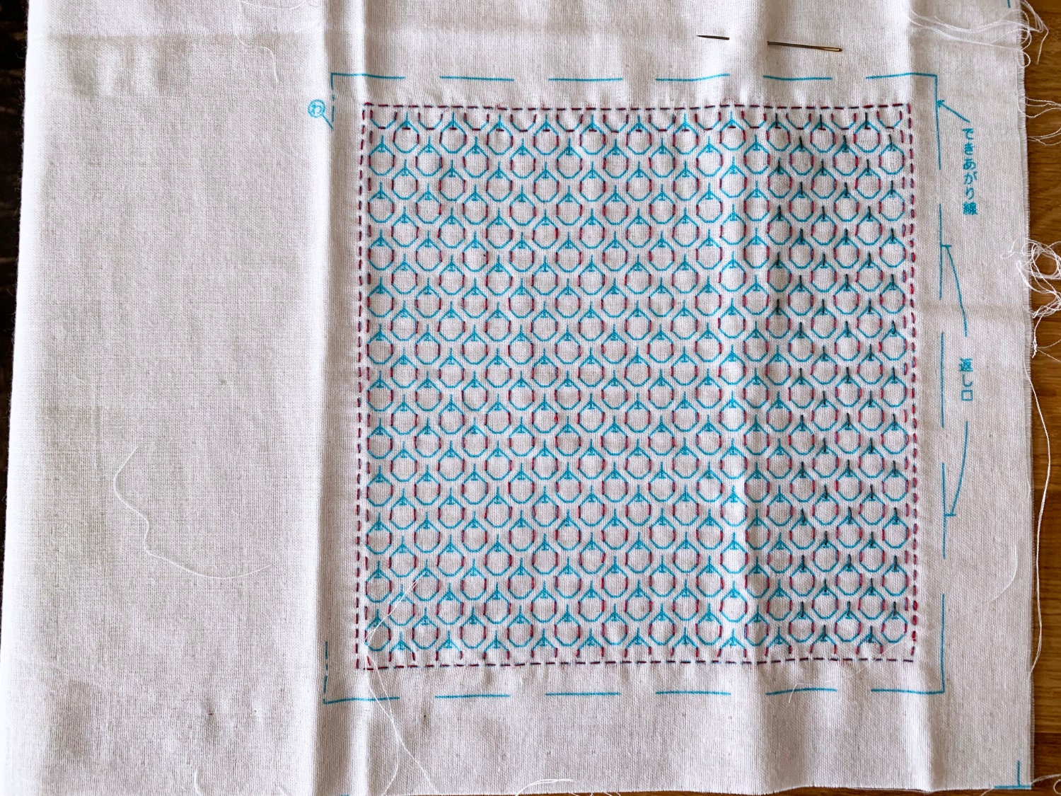 Olympus - Apples Sashiko Handkerchief Sampler Kit - White