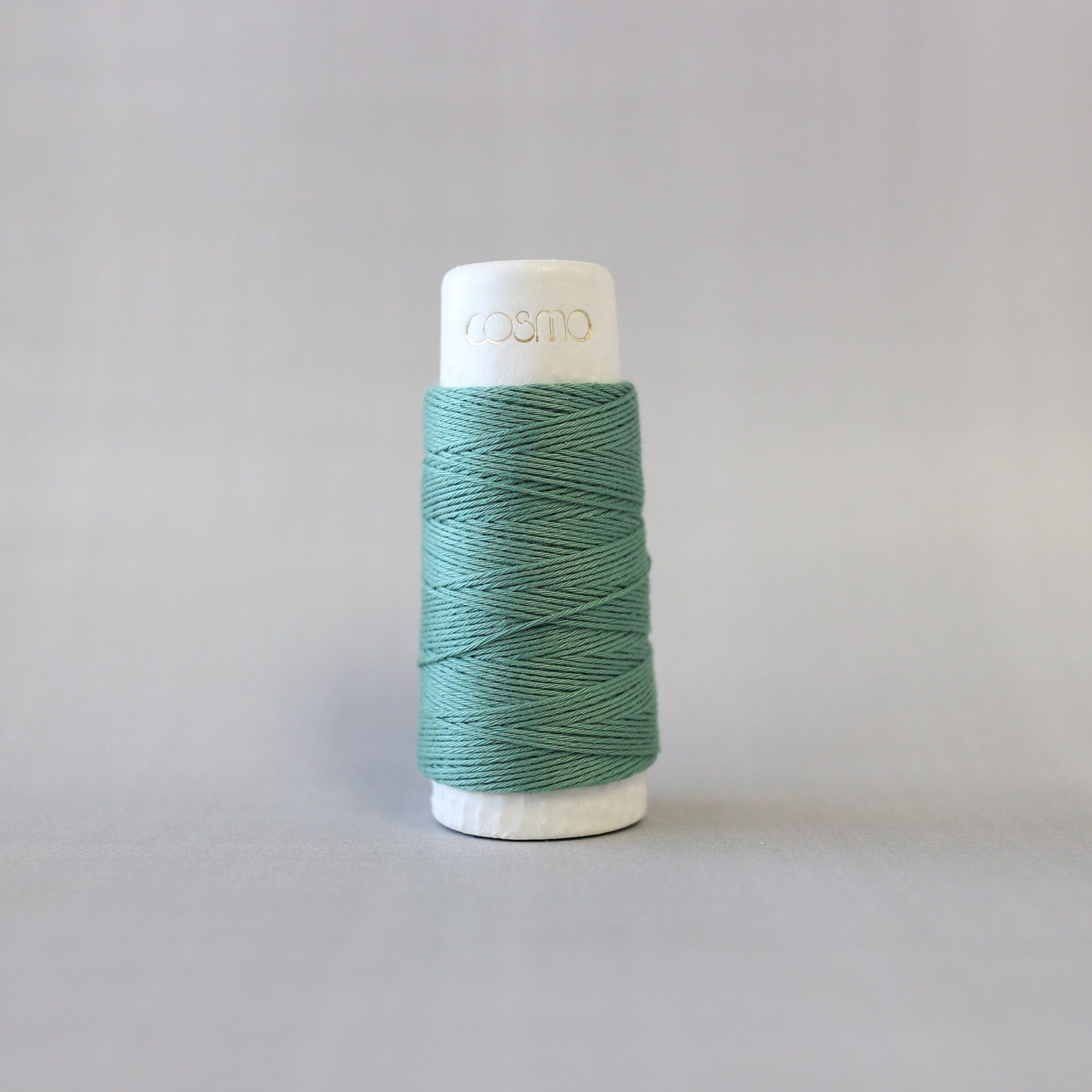 Lecien Cosmo - 'Hidamari' Cotton Sashiko Thread 30m Spool - Catnip (Solid)