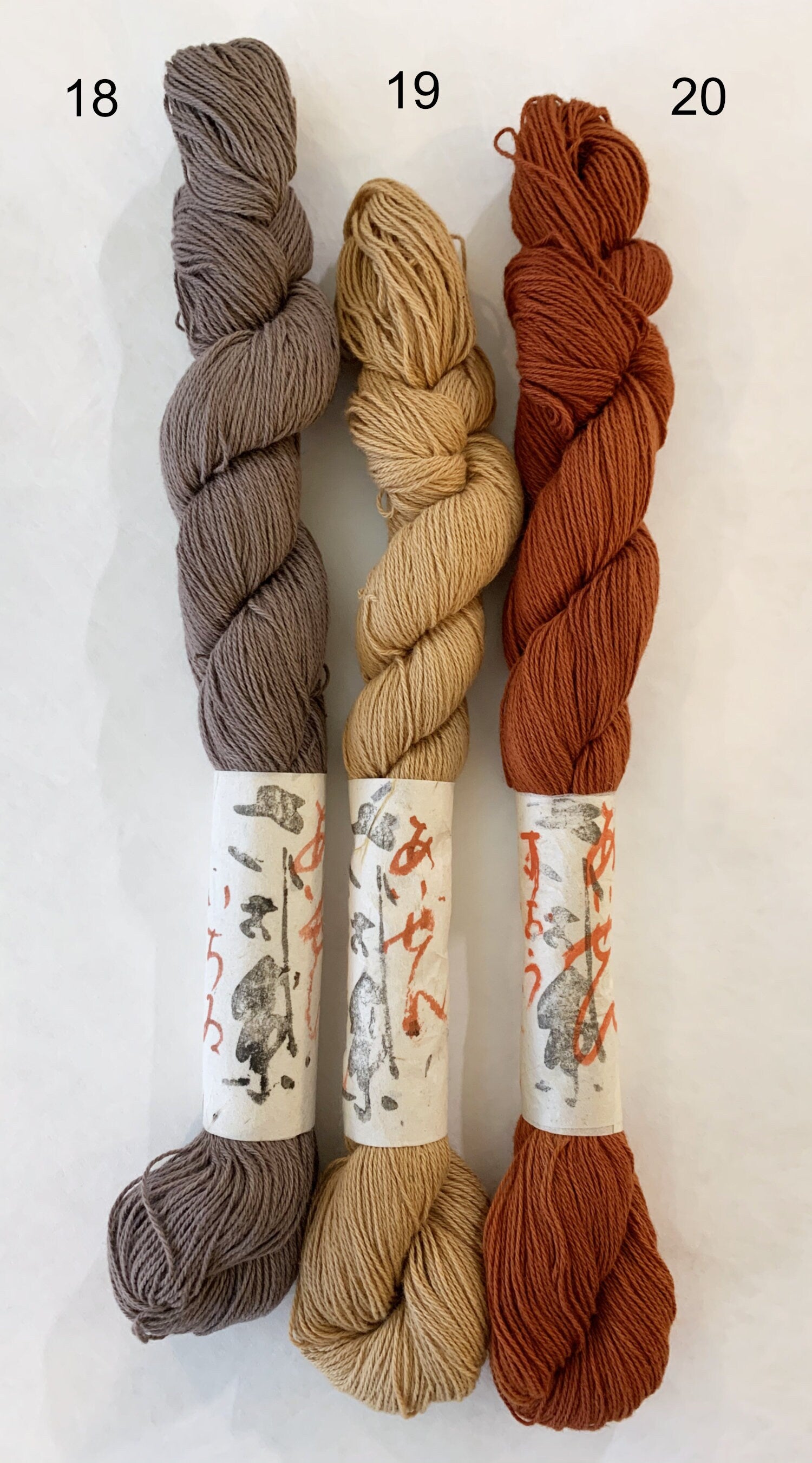 Aizenkobo - Cotton Sashiko Thread Skein - #18 Wolf Gray