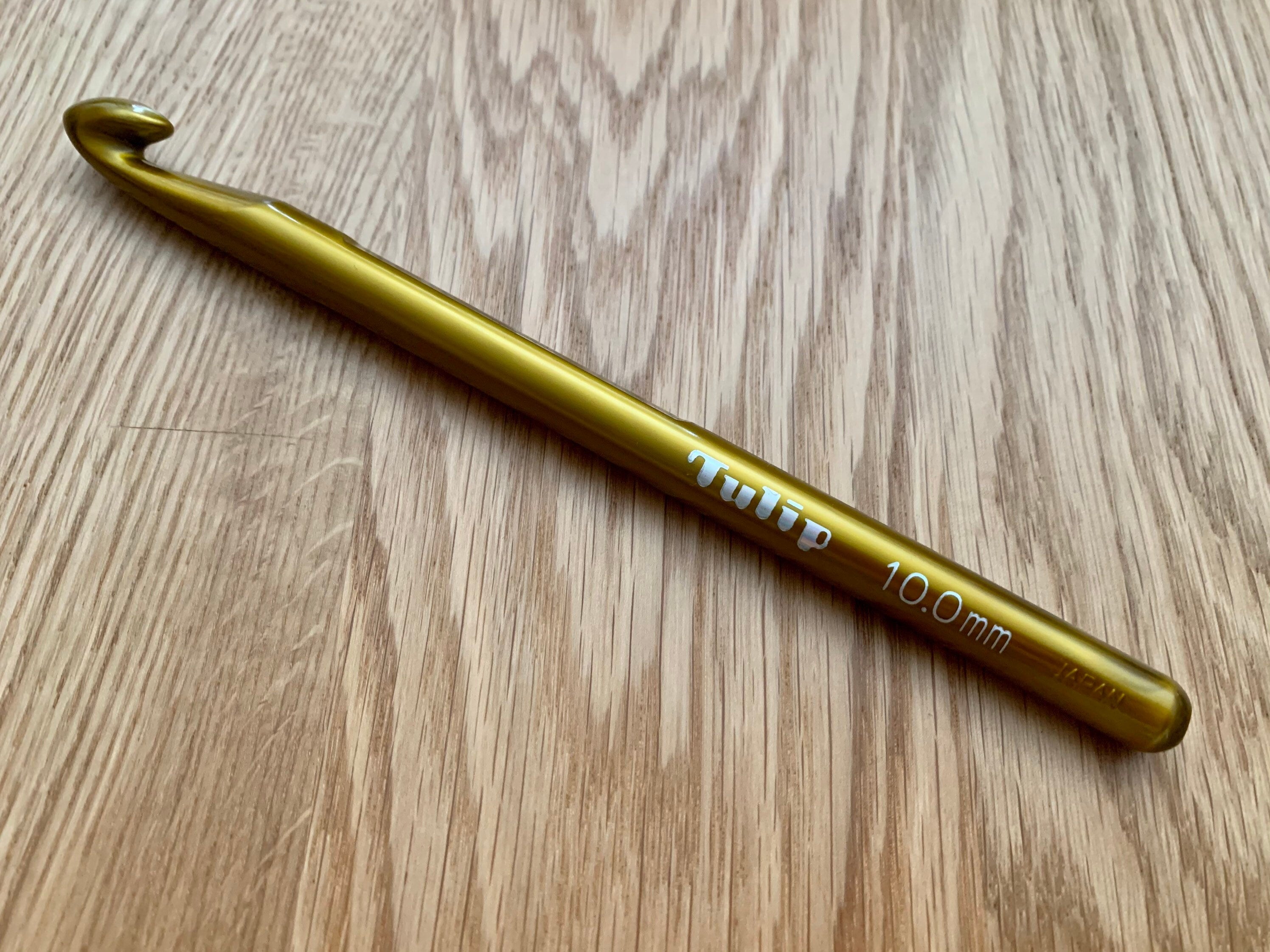 Tulip MinD Giant Crochet Hook assorted sizes