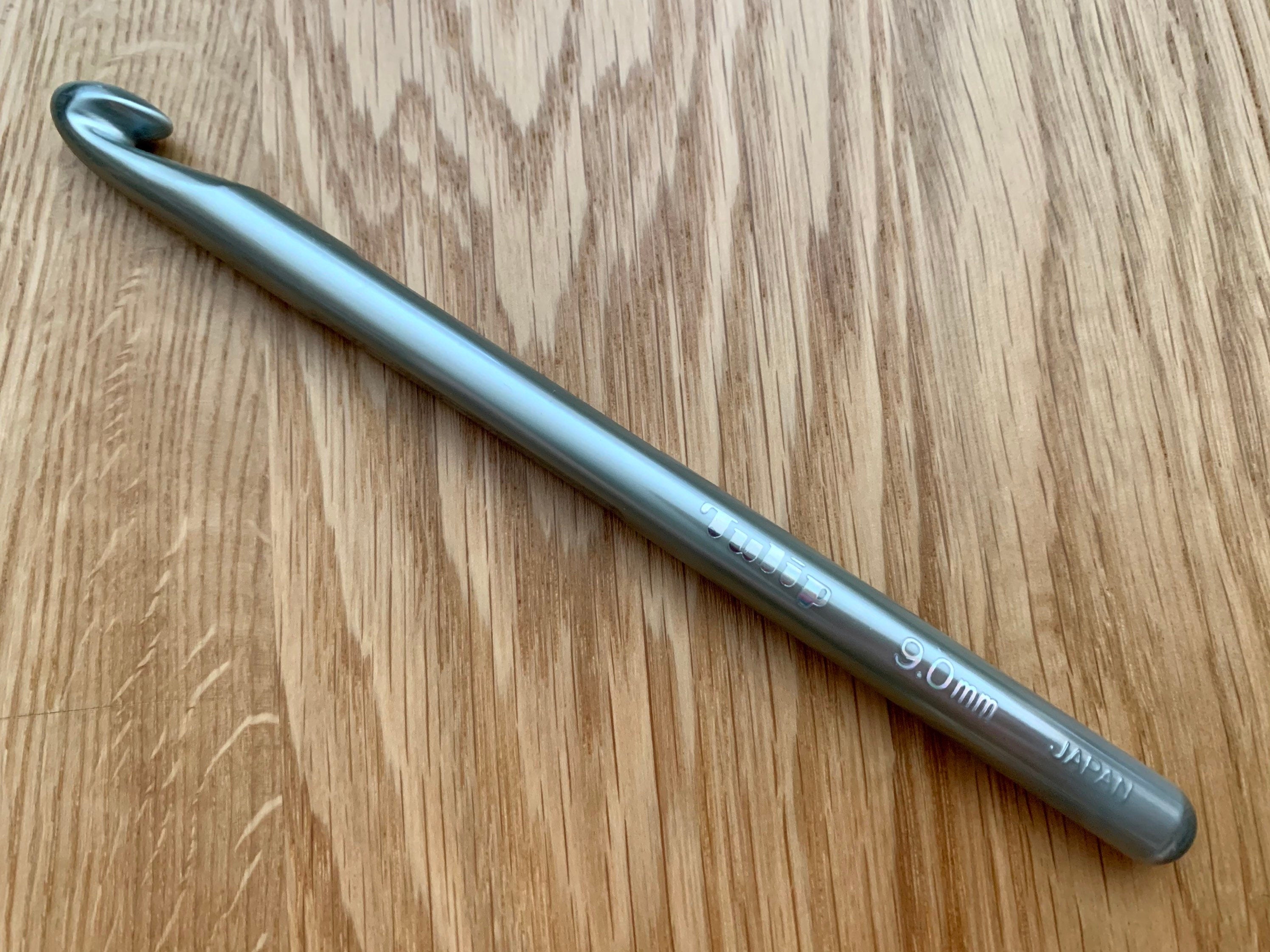 Tulip MinD Giant Crochet Hook assorted sizes