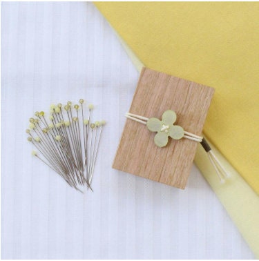 Cohana - Glass Head Pins in Wooden Box - Various Colors