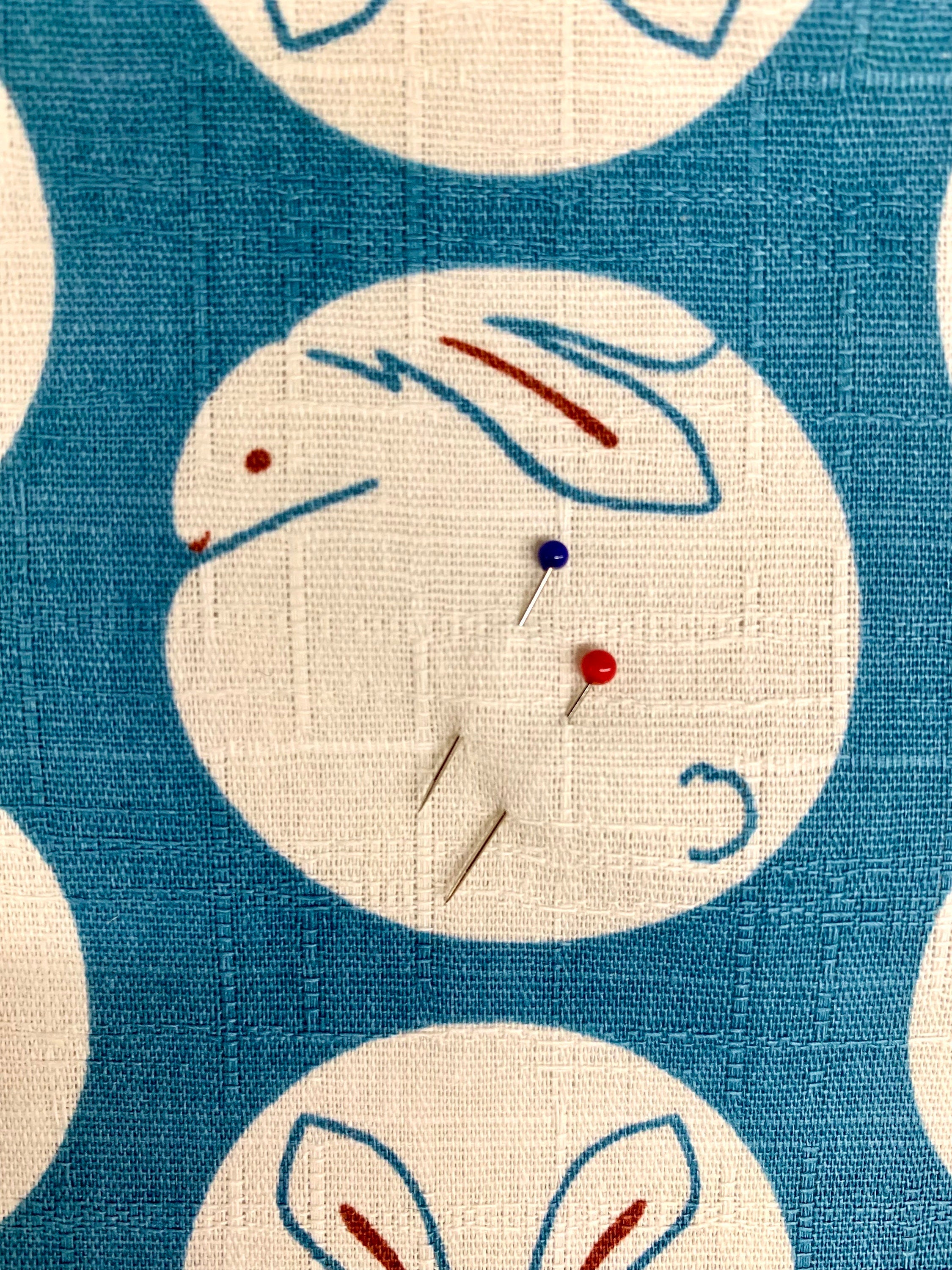 Little House - Appliqué Glass Head Pins - Red Blue