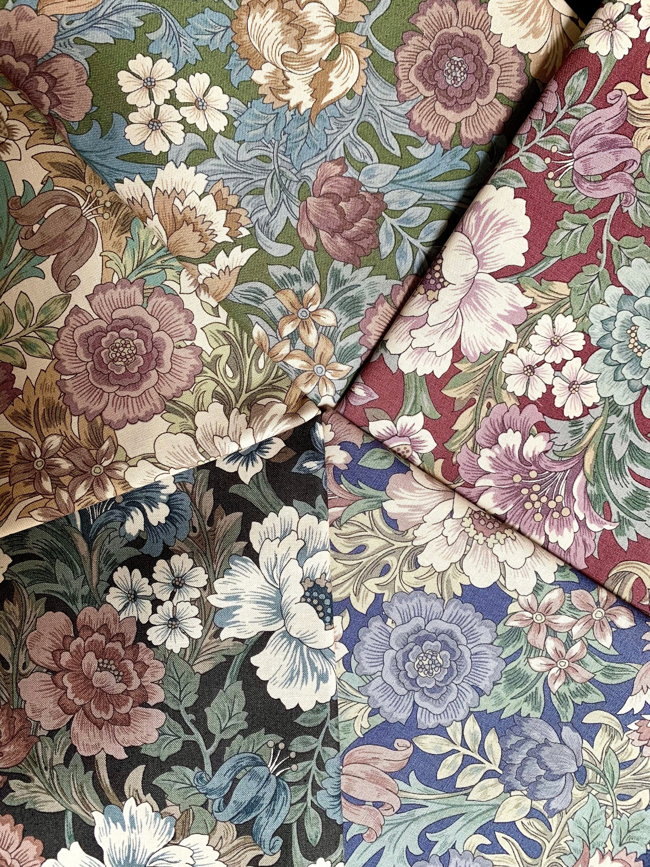 QuiltGate - PRE-CUT Gentle Flowers Dried Flowers Cotton Fabric