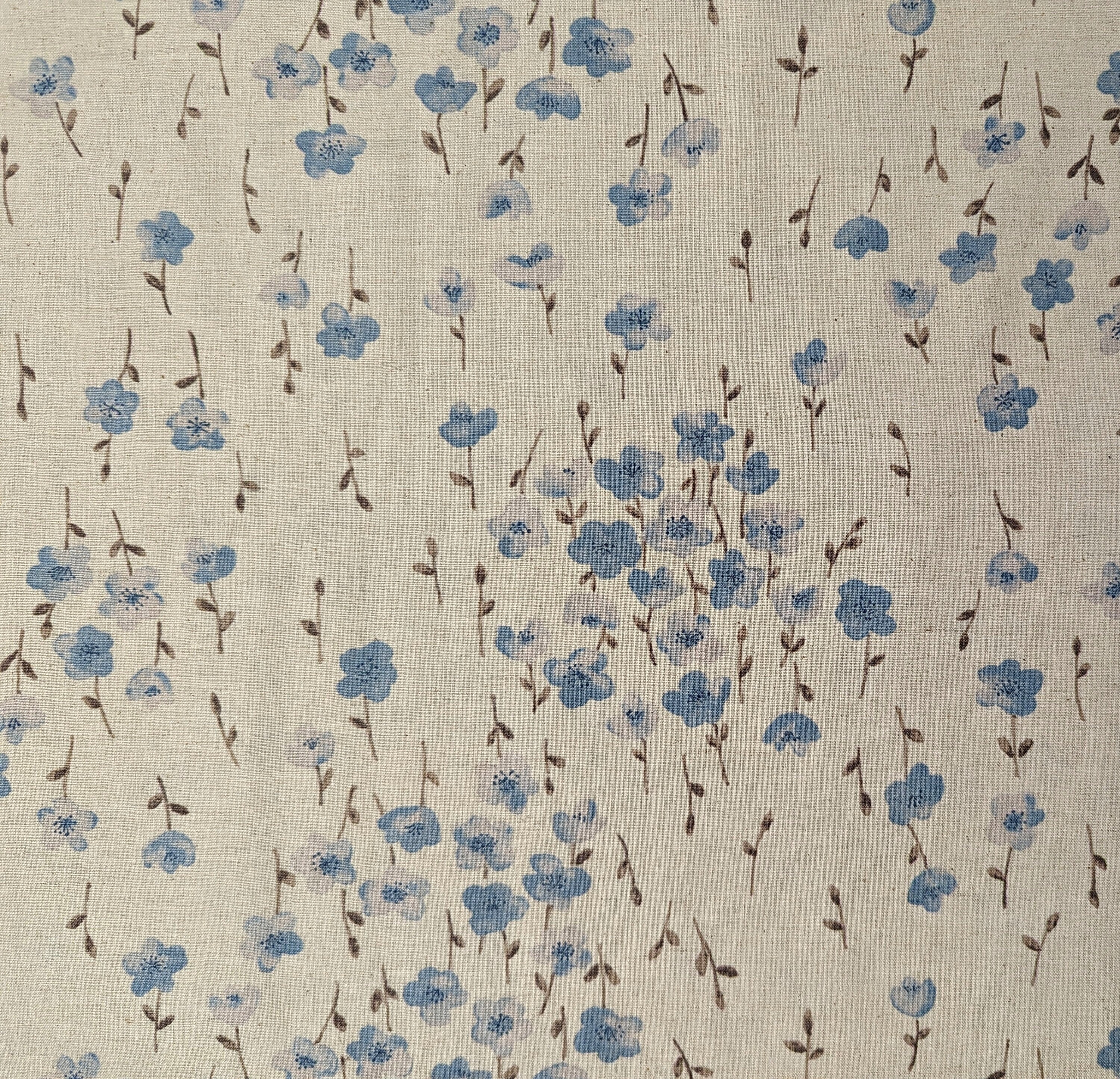 Meadow Flowers Koizumi Japanese cotton linen blend fabric 142-1293-B3 gray