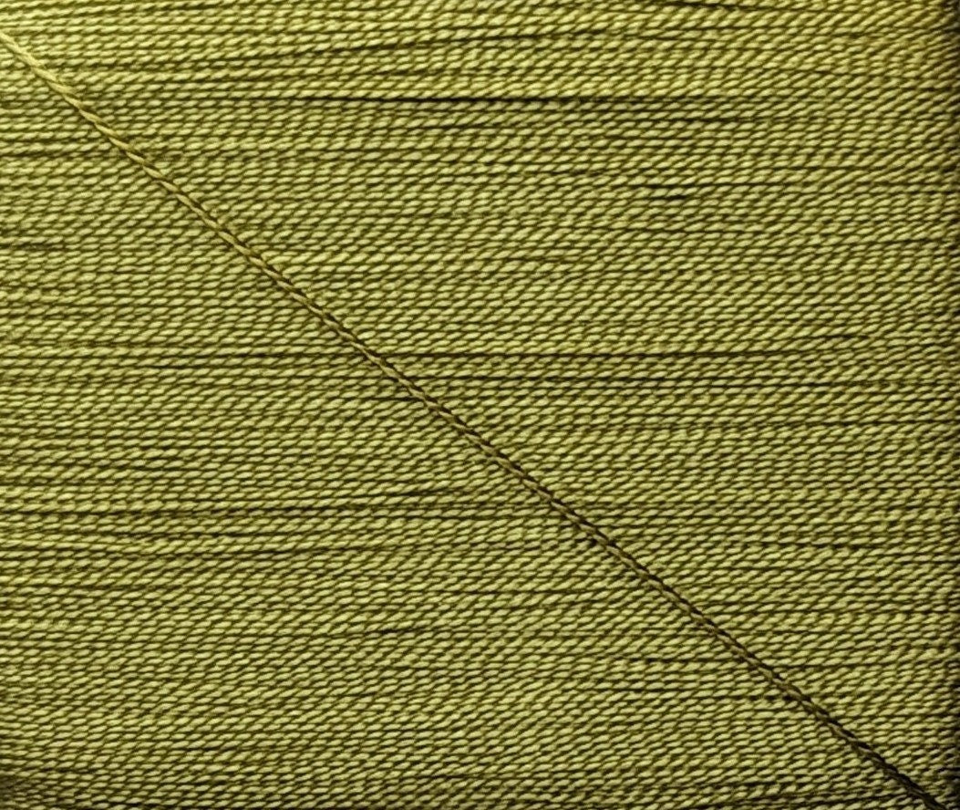 Kinkame - Silk Hand Sewing Thread 80m Card - Color #118 Oakmoss