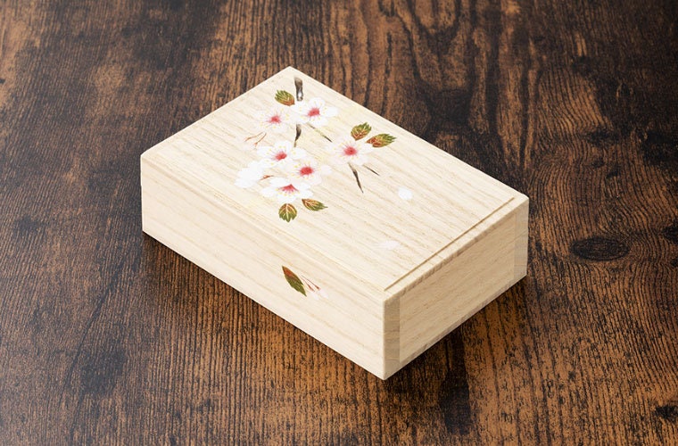 Tulip - Oharibako Sewing Box in Paulownia Wood with Kimono Fabric - Small set