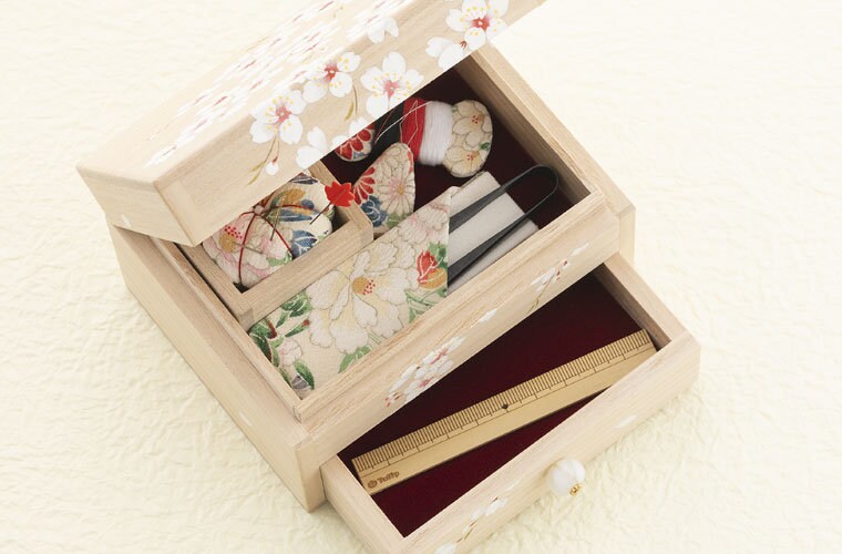 Tulip - Oharibako Sewing Box in Paulownia Wood - Deluxe Set