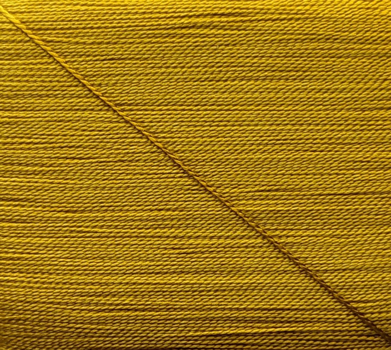 Kinkame - Silk Hand Sewing Thread 80m Card - Color #200 Old Gold