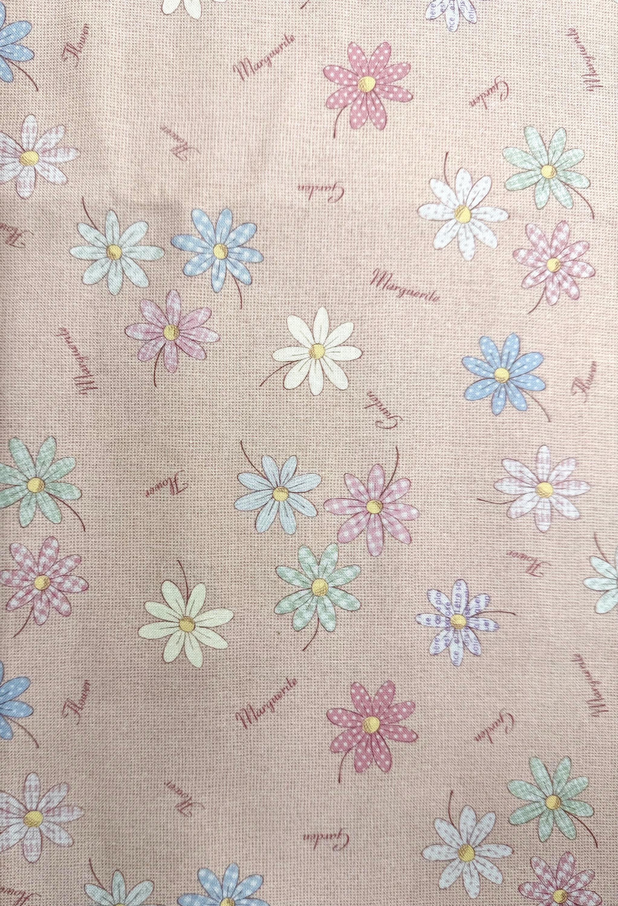 REMNANT Junko Matsuda Chocolate Box Collection daisies print Japanese cotton fabric 11-0053-3P pale pink