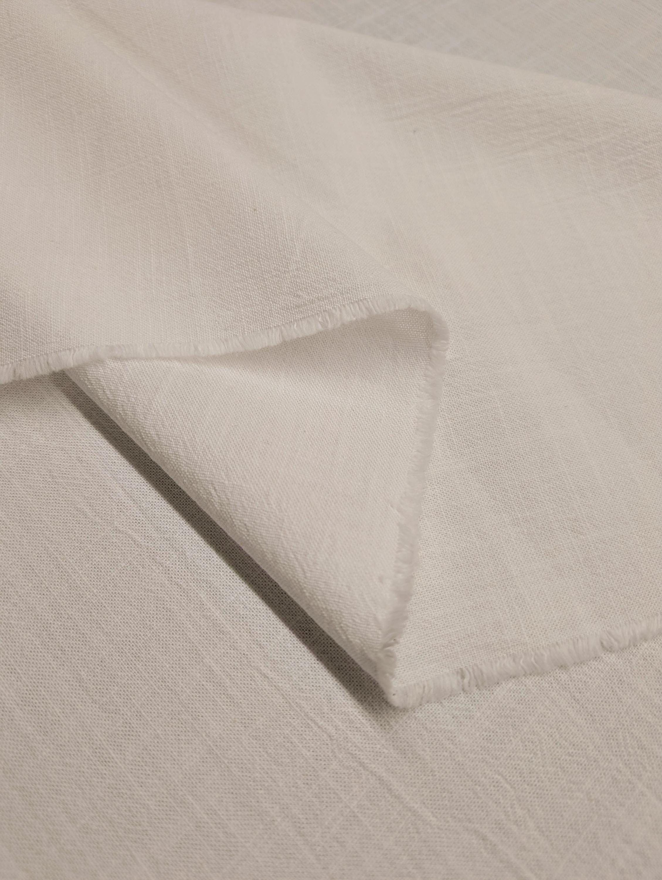 Solid Molly Kokka Japanese cotton fabric YKA-600-1 A white