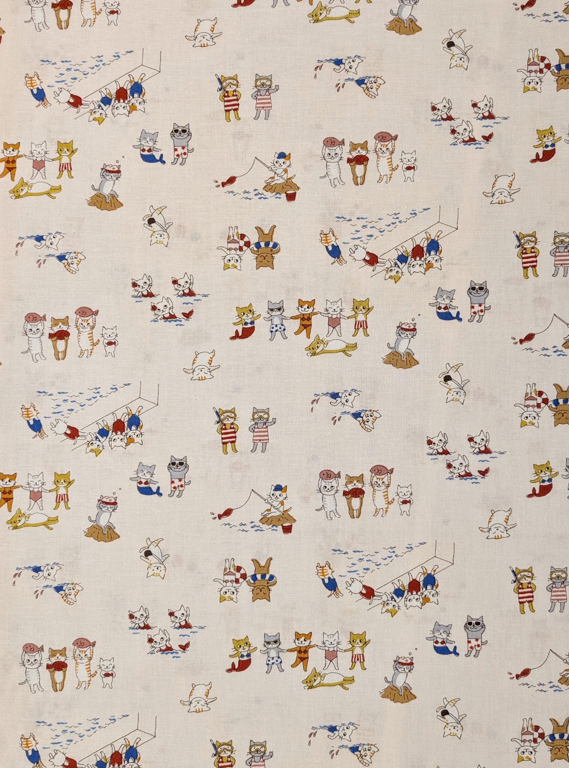 Kokka Beach Cats Trèfle Japanese cotton fabric YKA-21030-1 A off-white