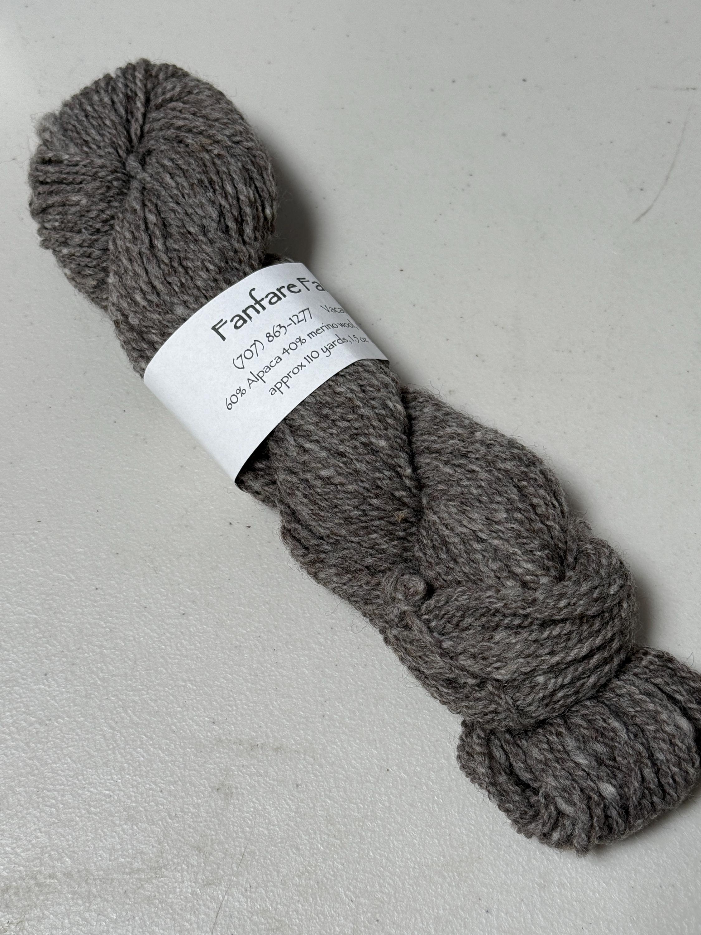 Fanfare Farms - 1.5 Ounce Alpaca Merino Yarn 110 yd - Silver Gray