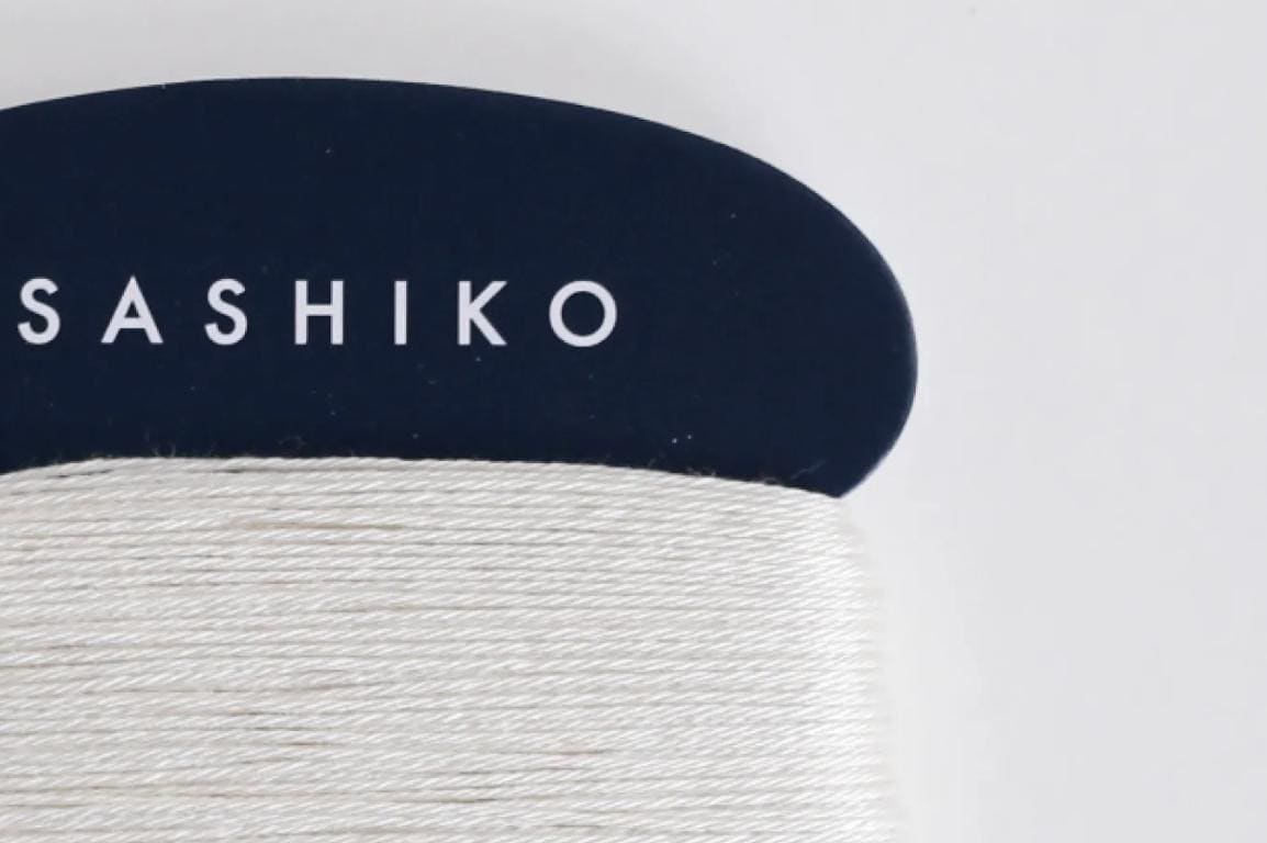 Daruma - Cotton Sashiko Thread 40m Card 20/4 - #202 Kinari Natural Beige