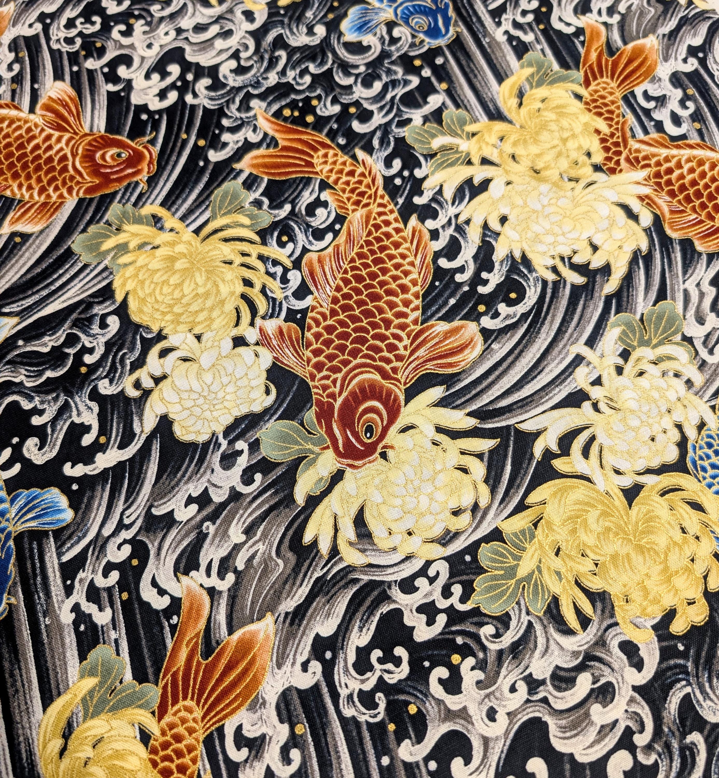 NEW Koi & Chrysanthemum Quilt Gate Hyakka Ryoran Japanese cotton fabric HR3510H-12 E black