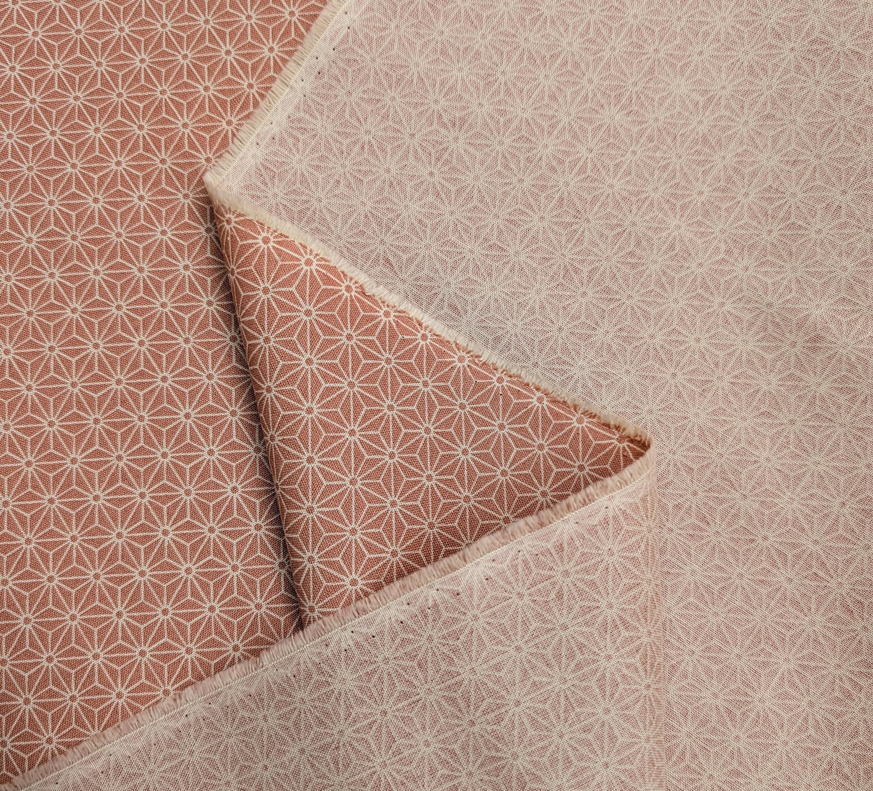 Sevenberry Small Asanoha stars Japanese cotton fabric 88222-2-11 beige & pink