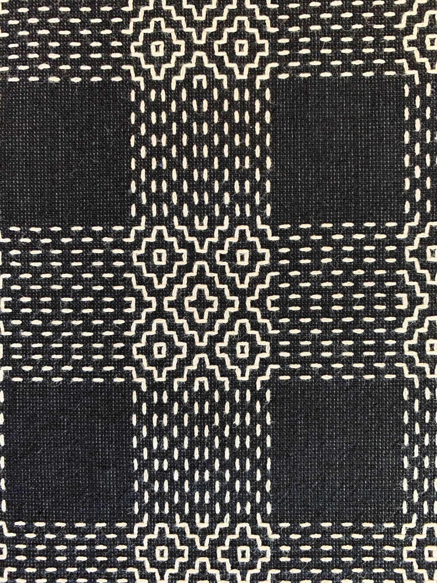Olympus - Sashiko Sakizomemomen Fabric by the Yard - Black White