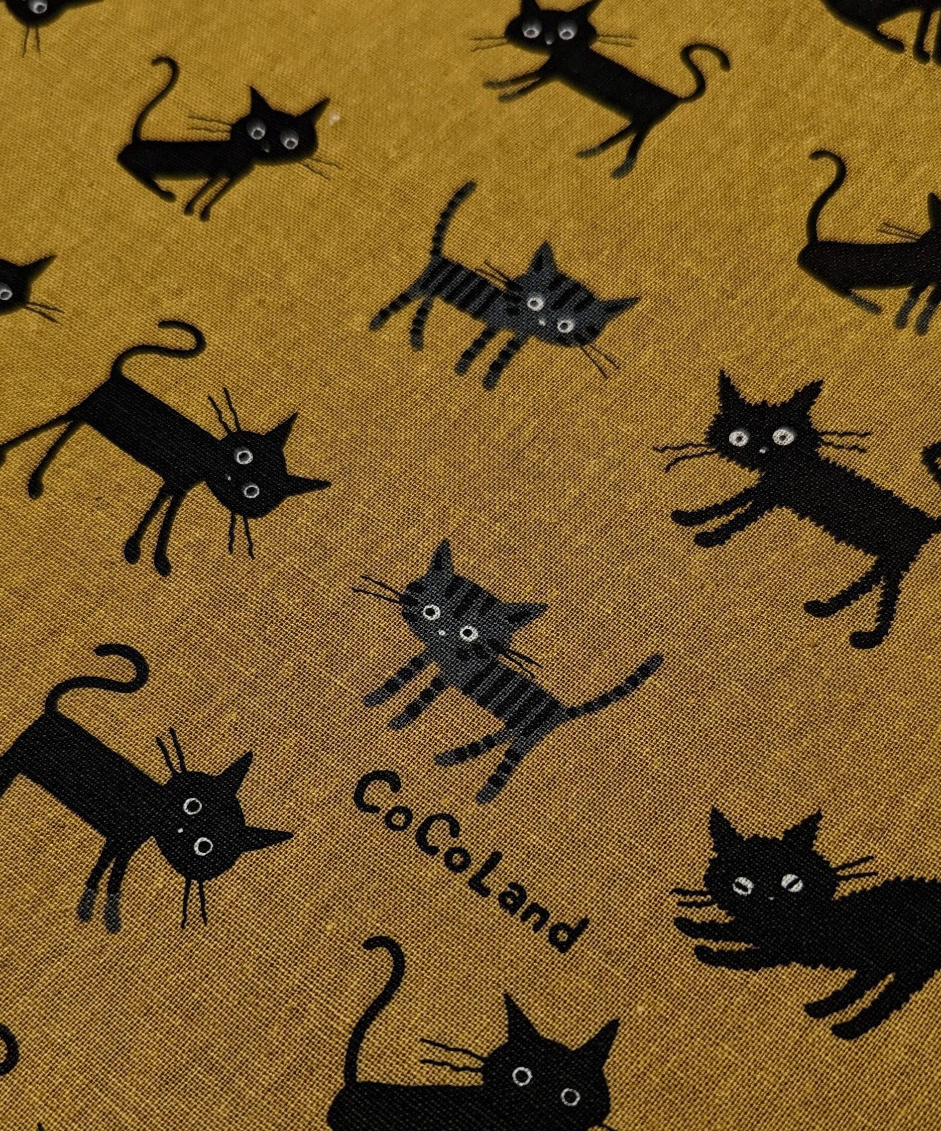 Hishiei - Cocoland Medium Cats Cotton/Linen Oxford - Mustard