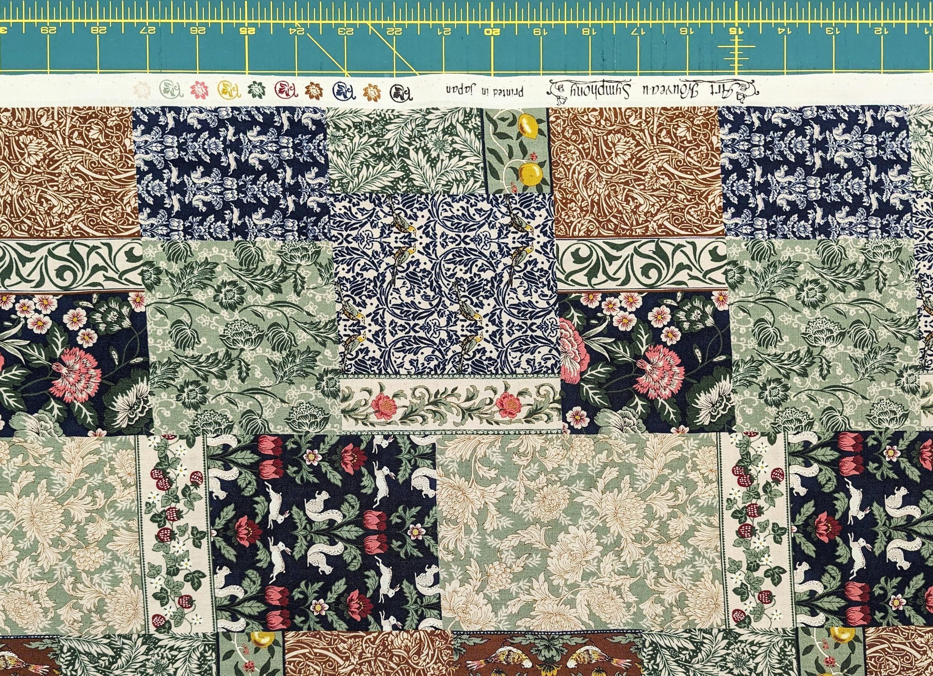 Senyo - Patchwork Garden Cotton Fabric - Fall