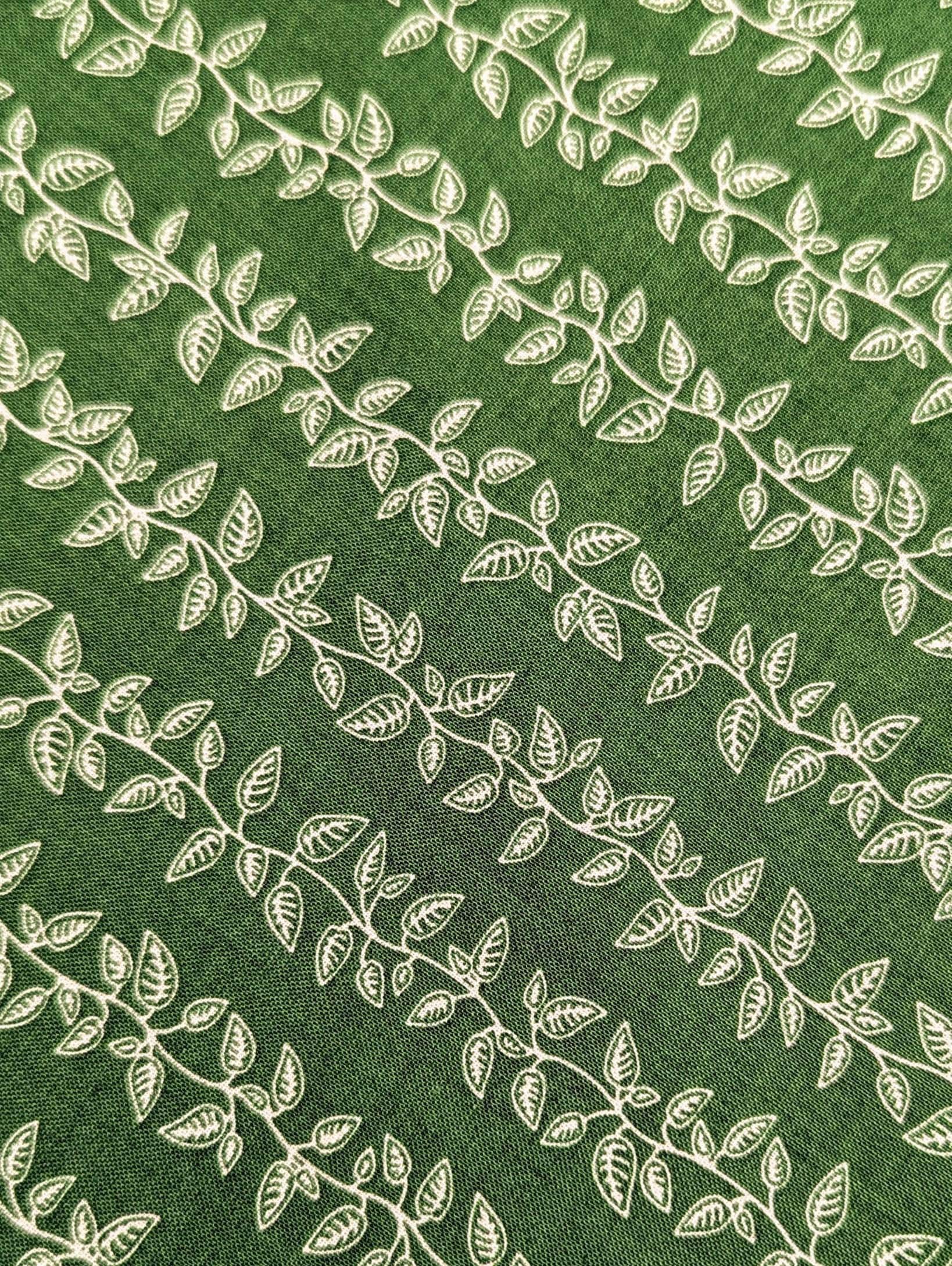 Cosmo - Vining Leaves Cotton Sheeting - Green & White