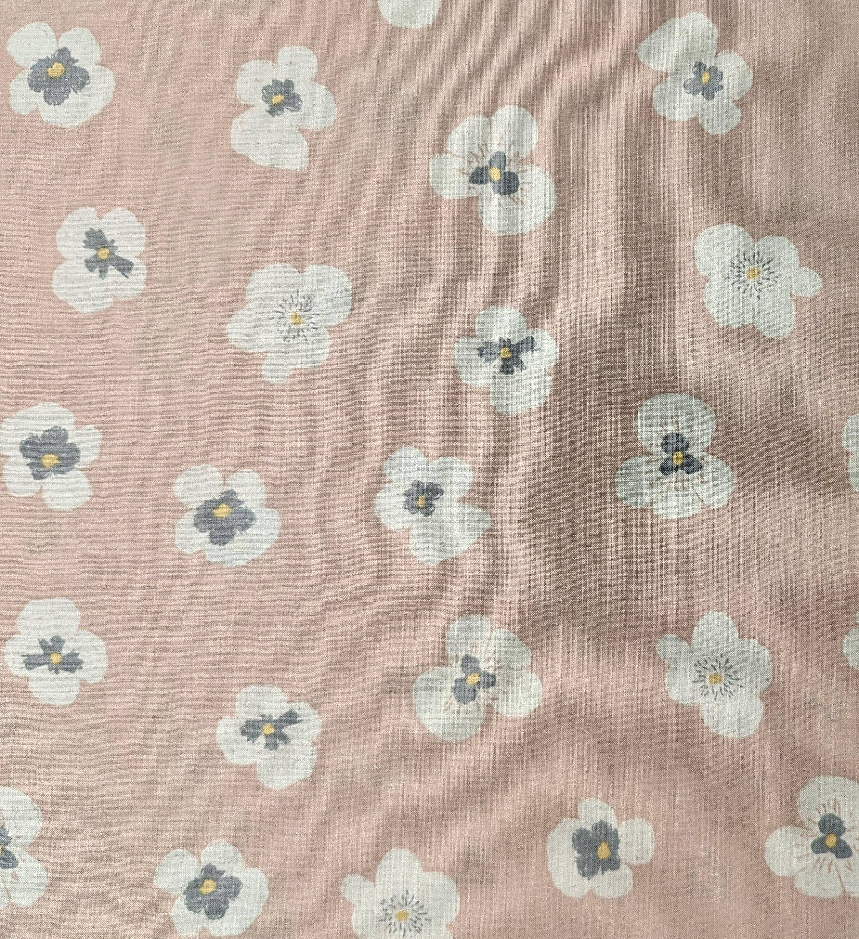 Koizumi - Blooming Pansies Cotton - Pink