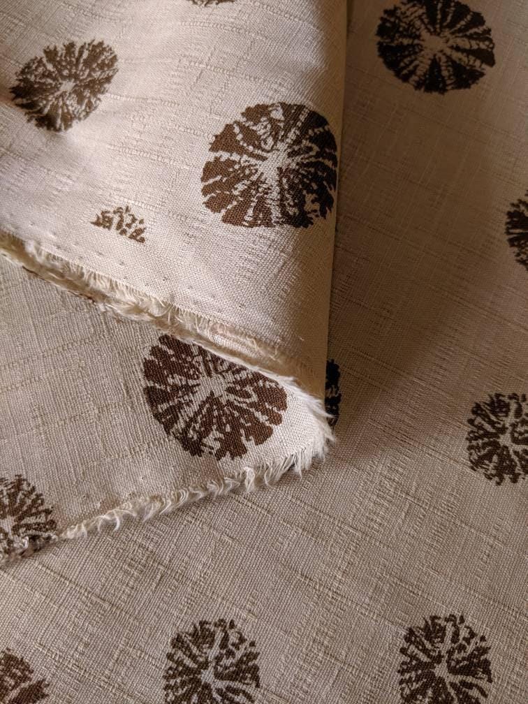 Morikiku - Shibori Sand Dollars Cotton Dobby - Beige Brown