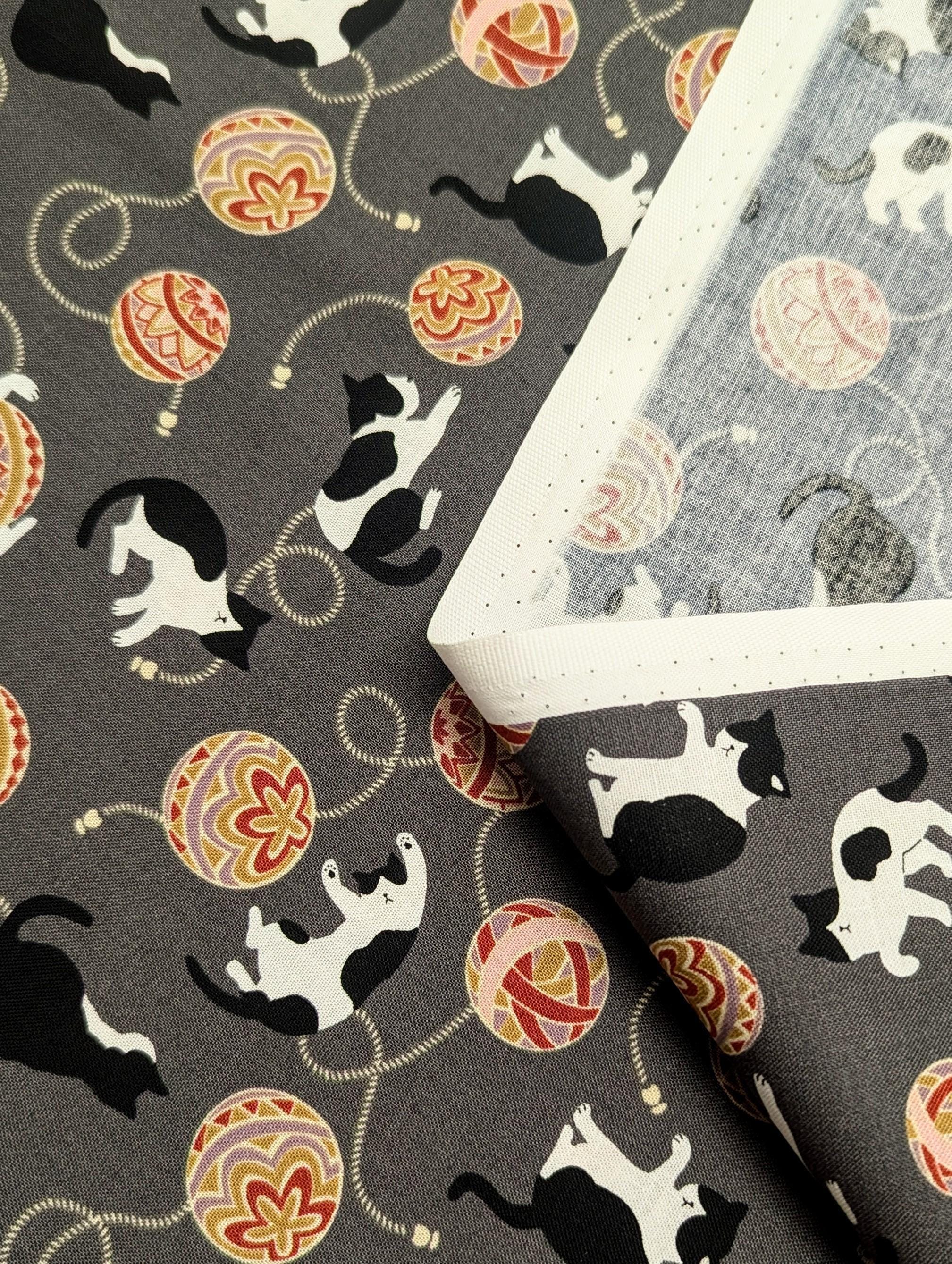Cosmo - Temari Cats Quilt Cotton - Gray