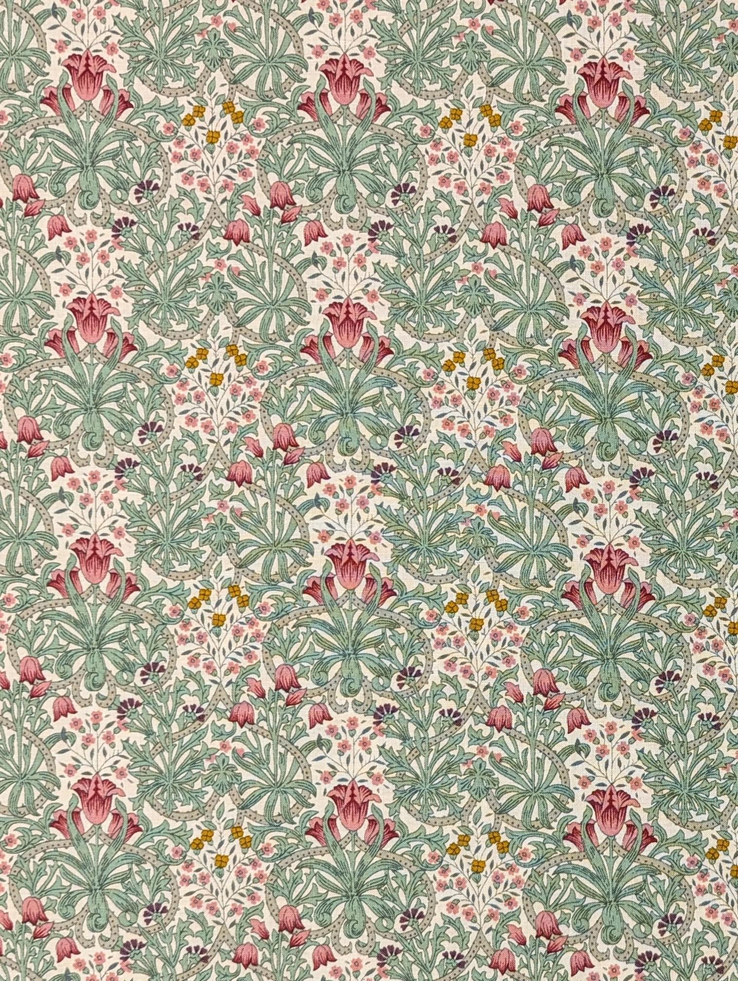 Tulips and Filigree Country Floral Japanese cotton sheeting fabric 88-0845-3B light tint