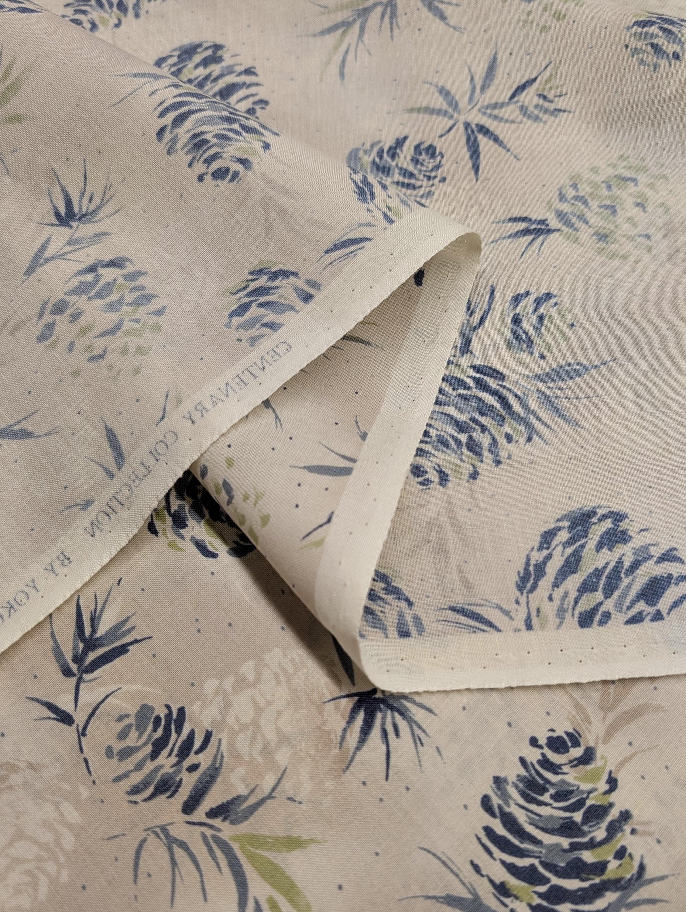 Vancet - Watercolor Pinecones Cotton Taupe - Beige